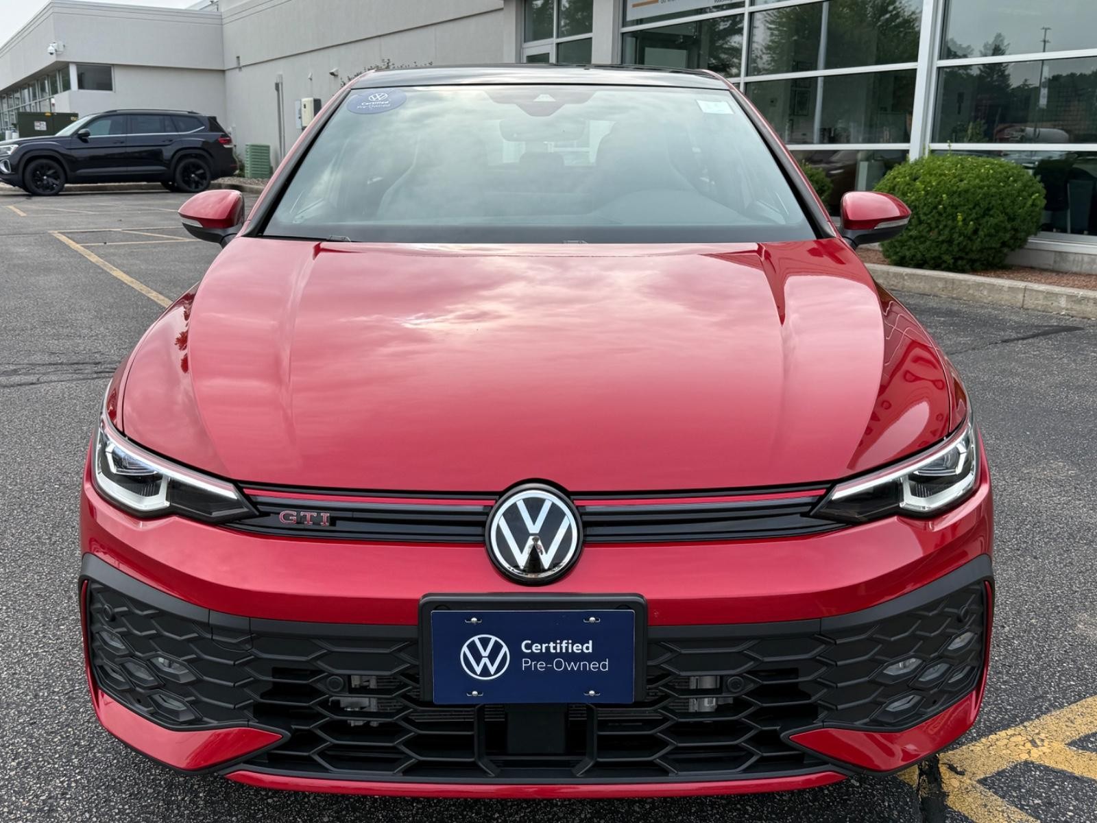 Volkswagen Golf GTI Vehicle Image 09