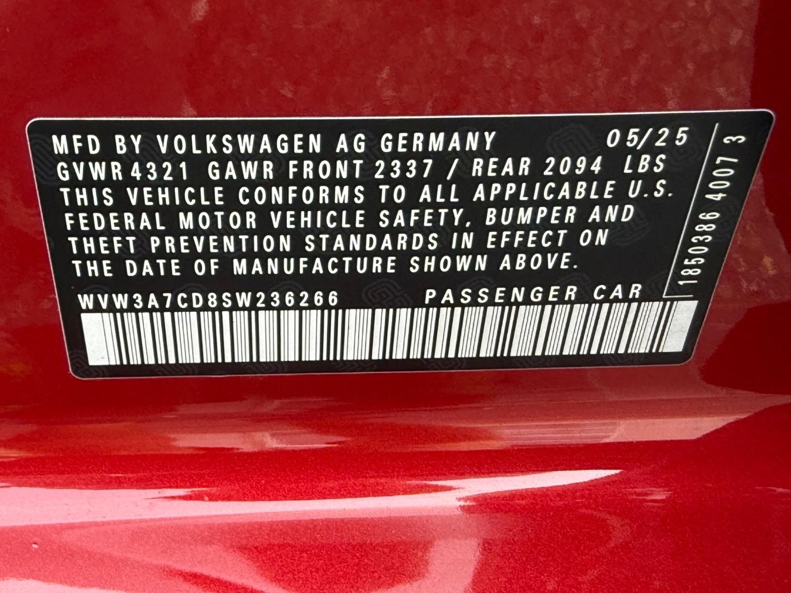 Volkswagen Golf GTI Vehicle Image 23