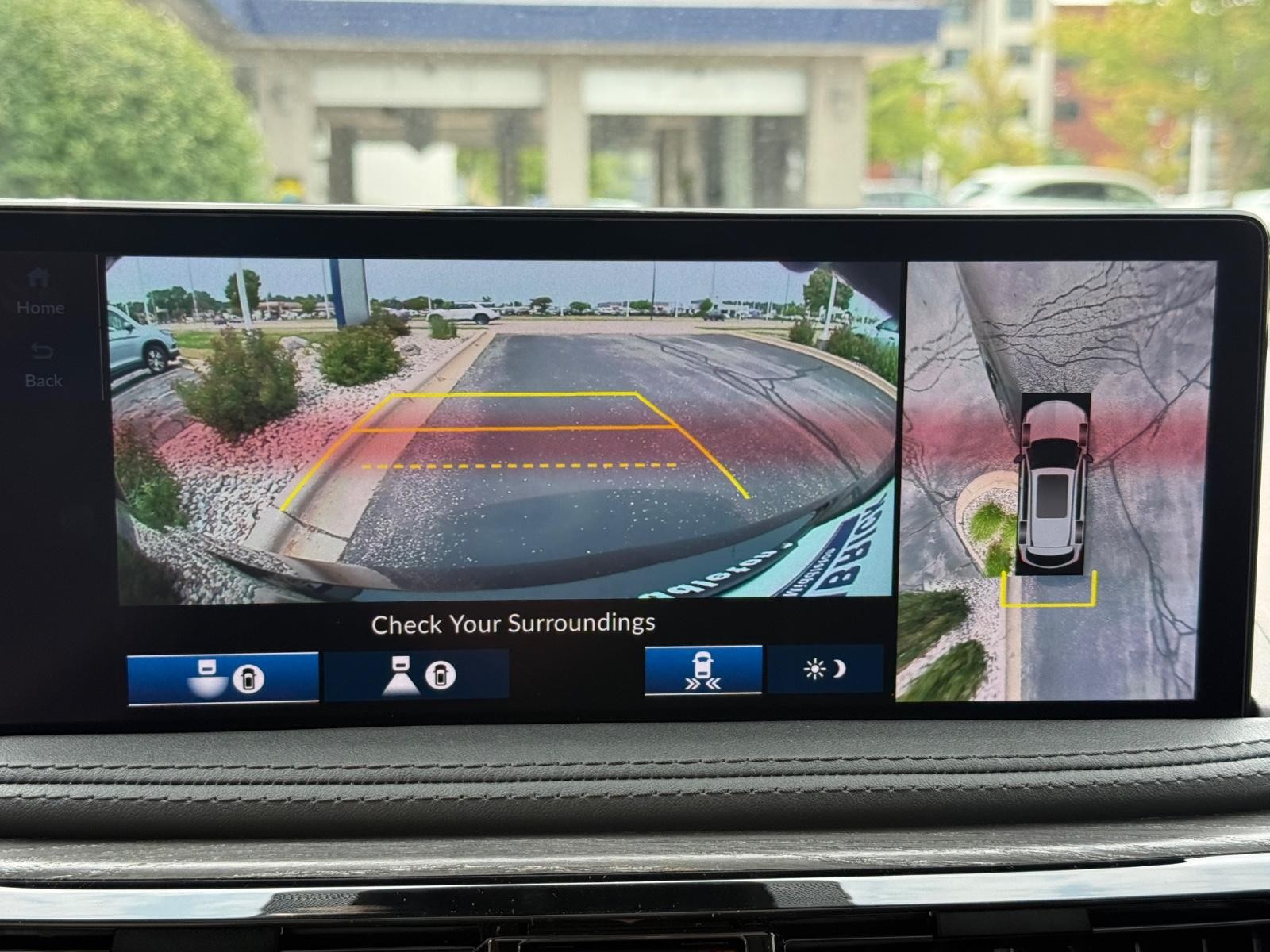 Acura MDX Vehicle Image 15