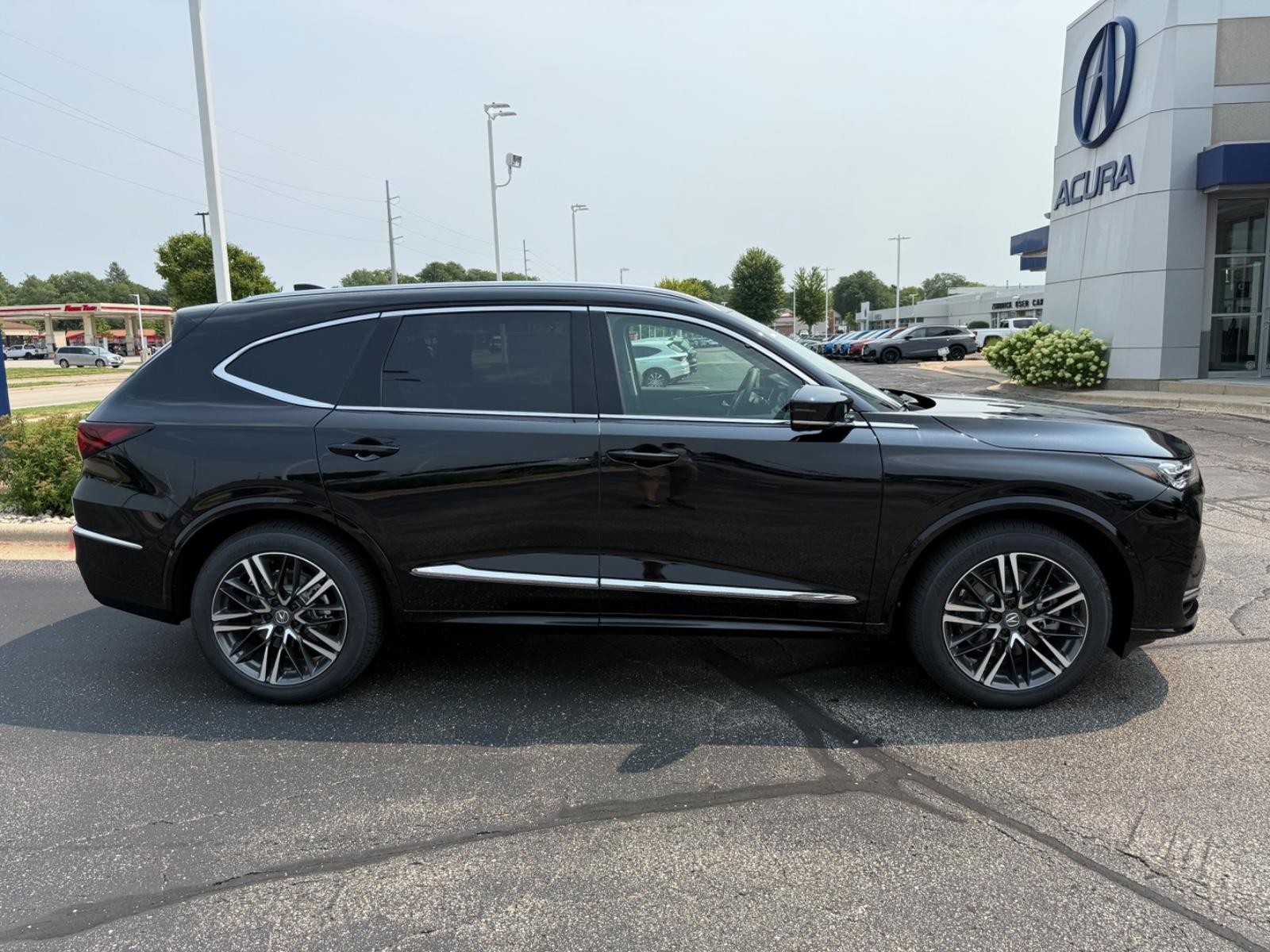 Acura MDX Vehicle Image 02