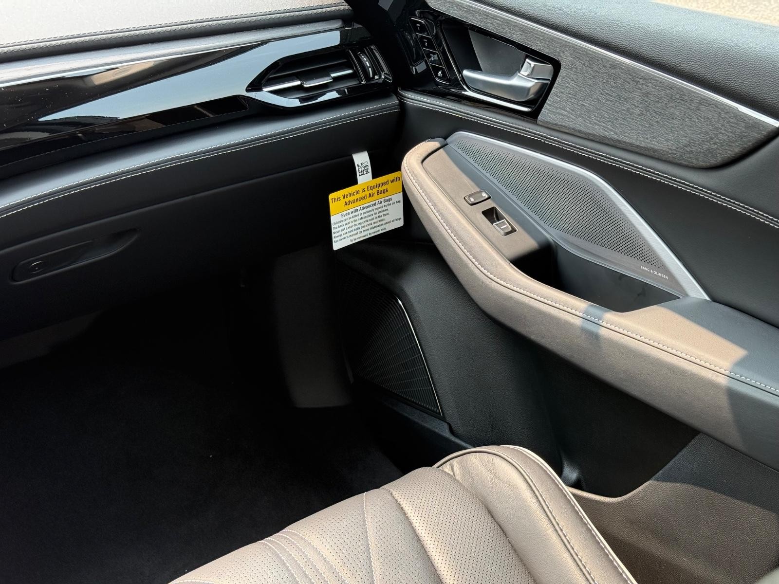 Acura MDX Vehicle Image 09