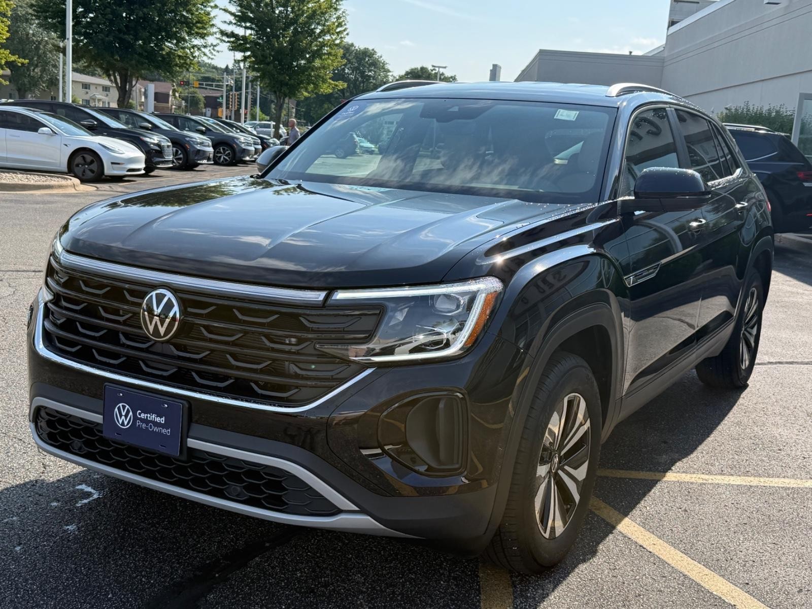 Volkswagen Atlas Cross Sport Vehicle Image 08