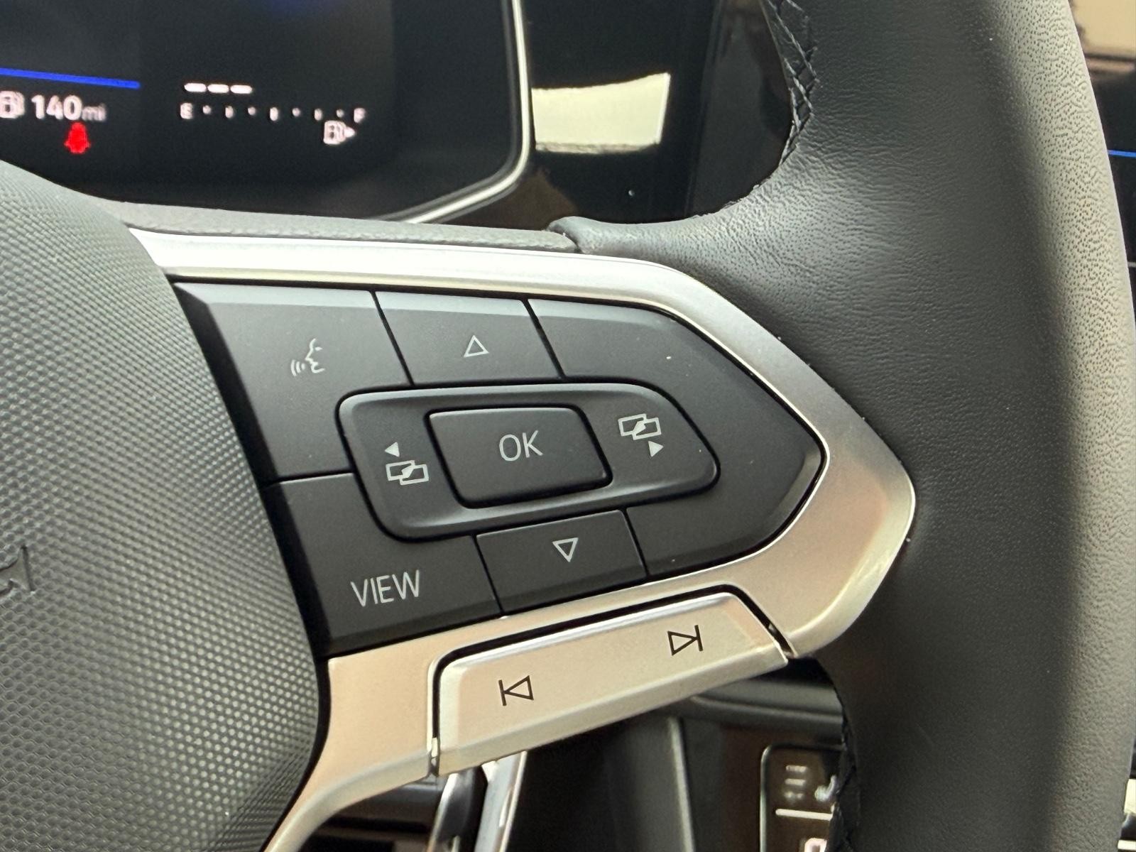 Volkswagen Jetta Vehicle Image 12