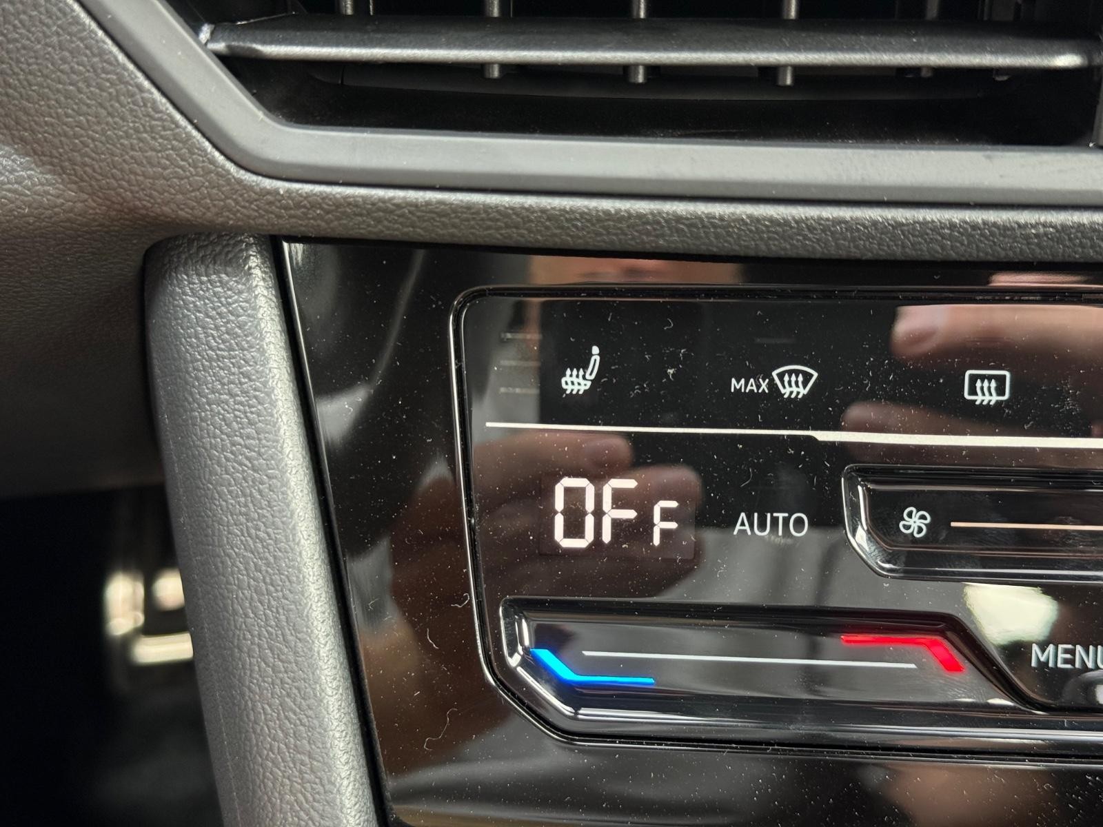 Volkswagen Jetta Vehicle Image 14