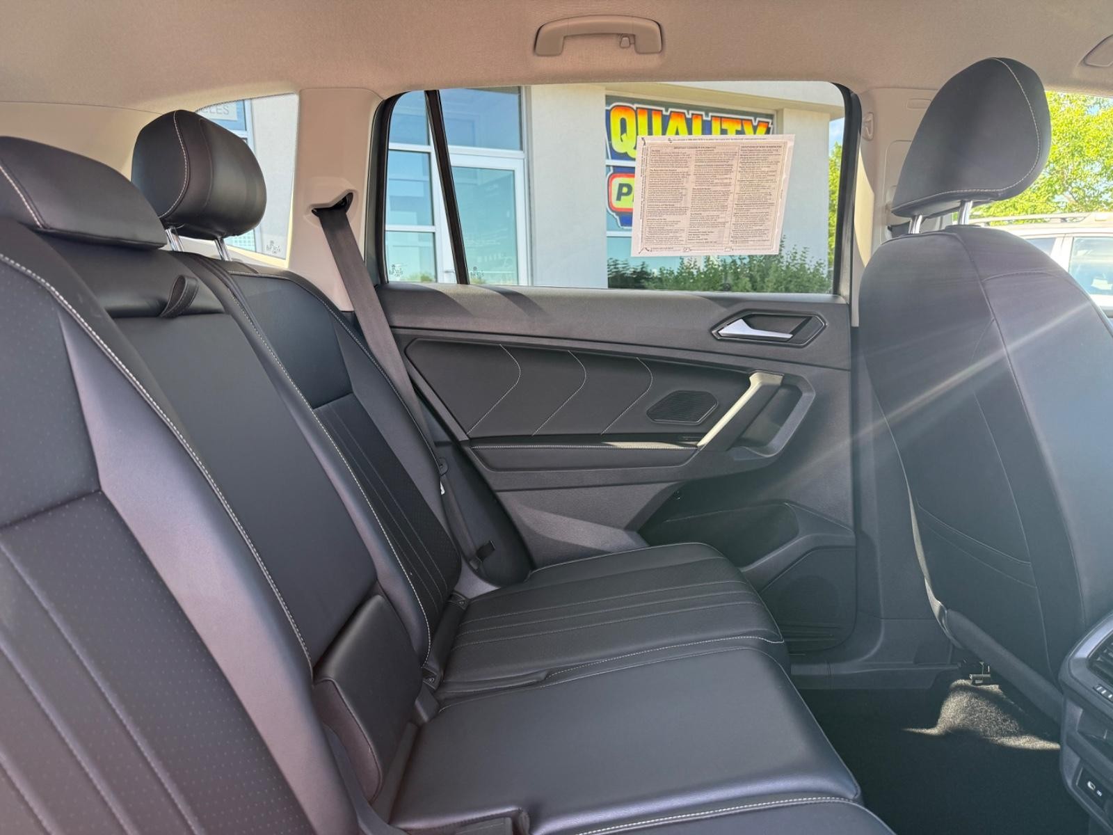 Volkswagen Tiguan Vehicle Image 10