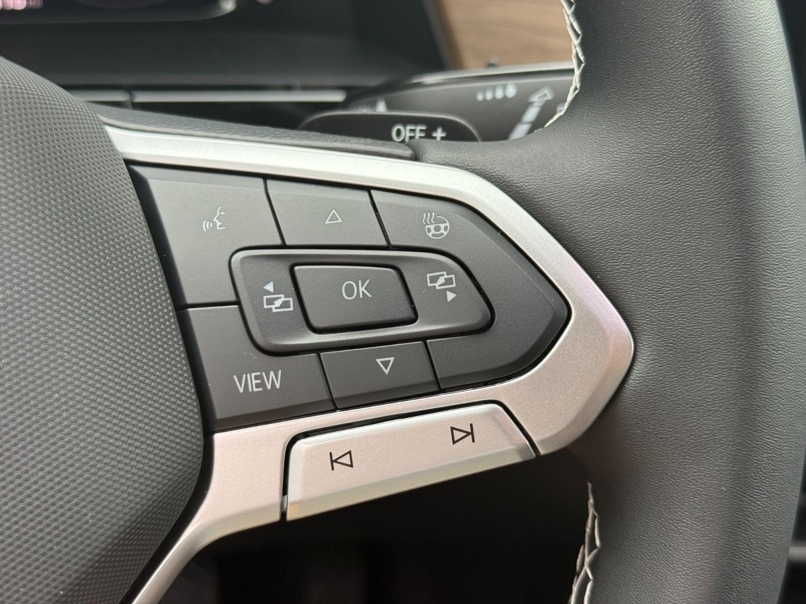 Volkswagen Atlas Vehicle Image 13