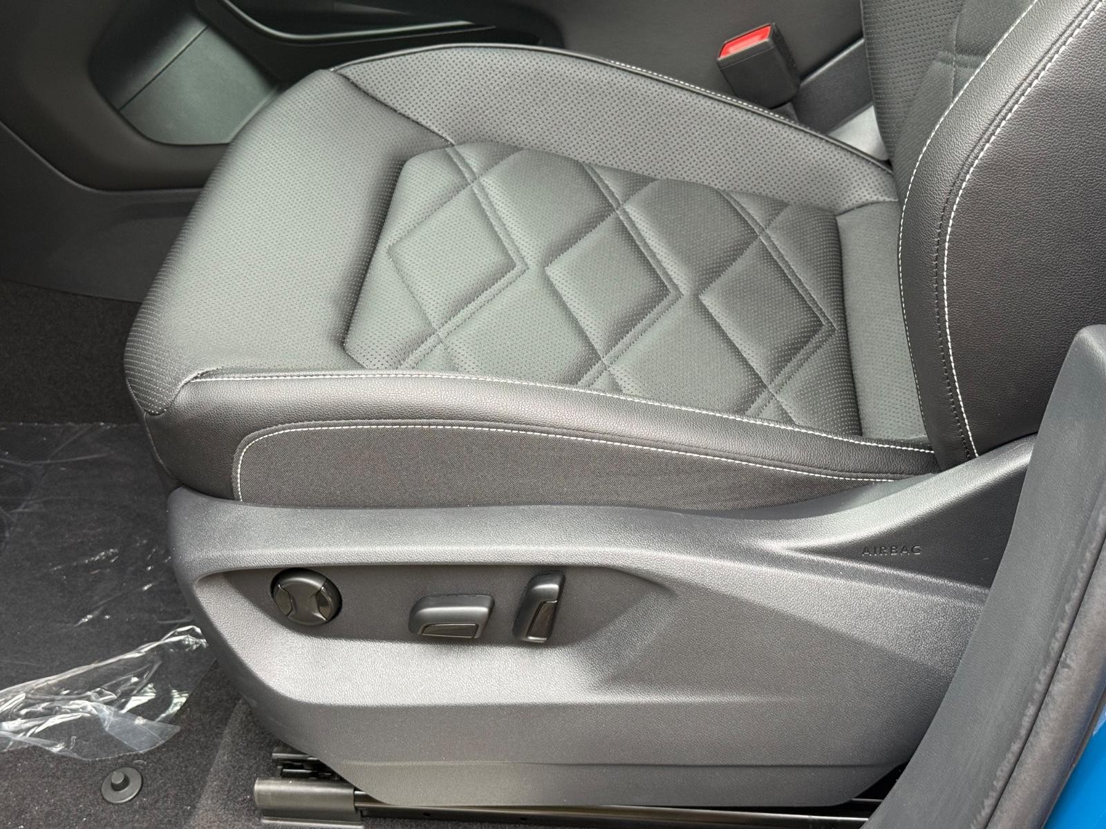 Volkswagen Atlas Vehicle Image 18