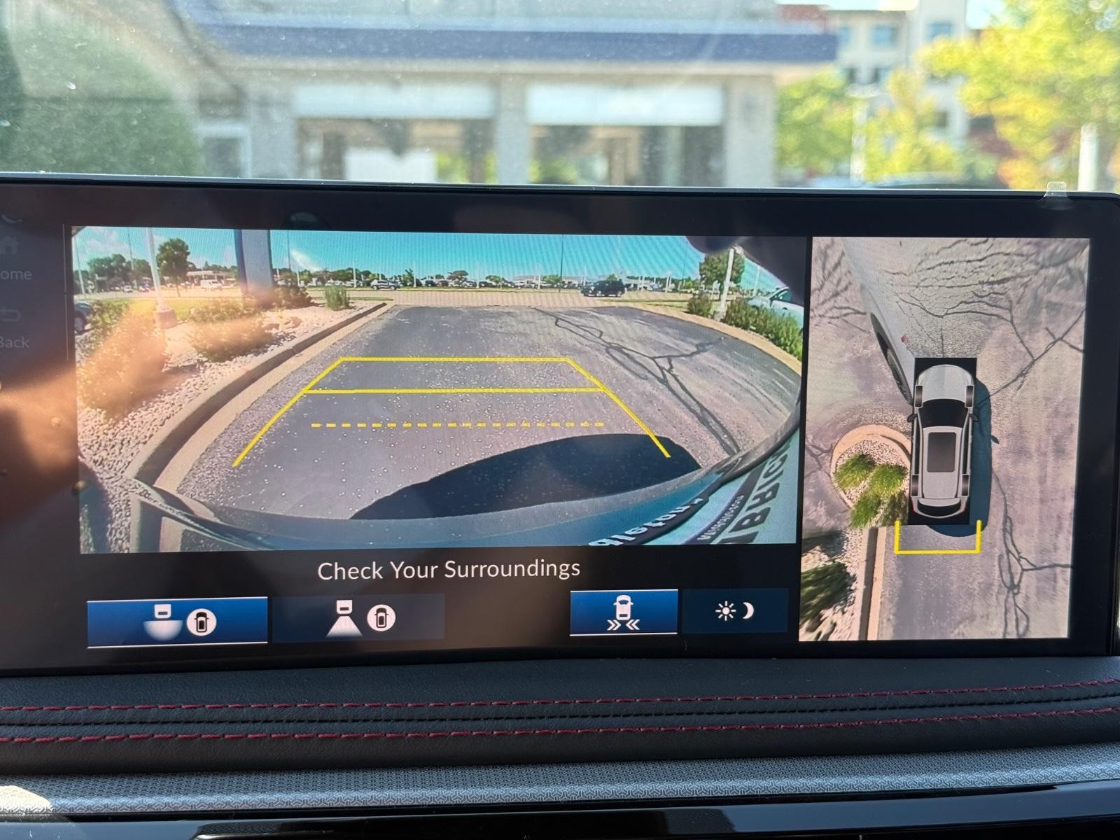 Acura MDX Vehicle Image 14