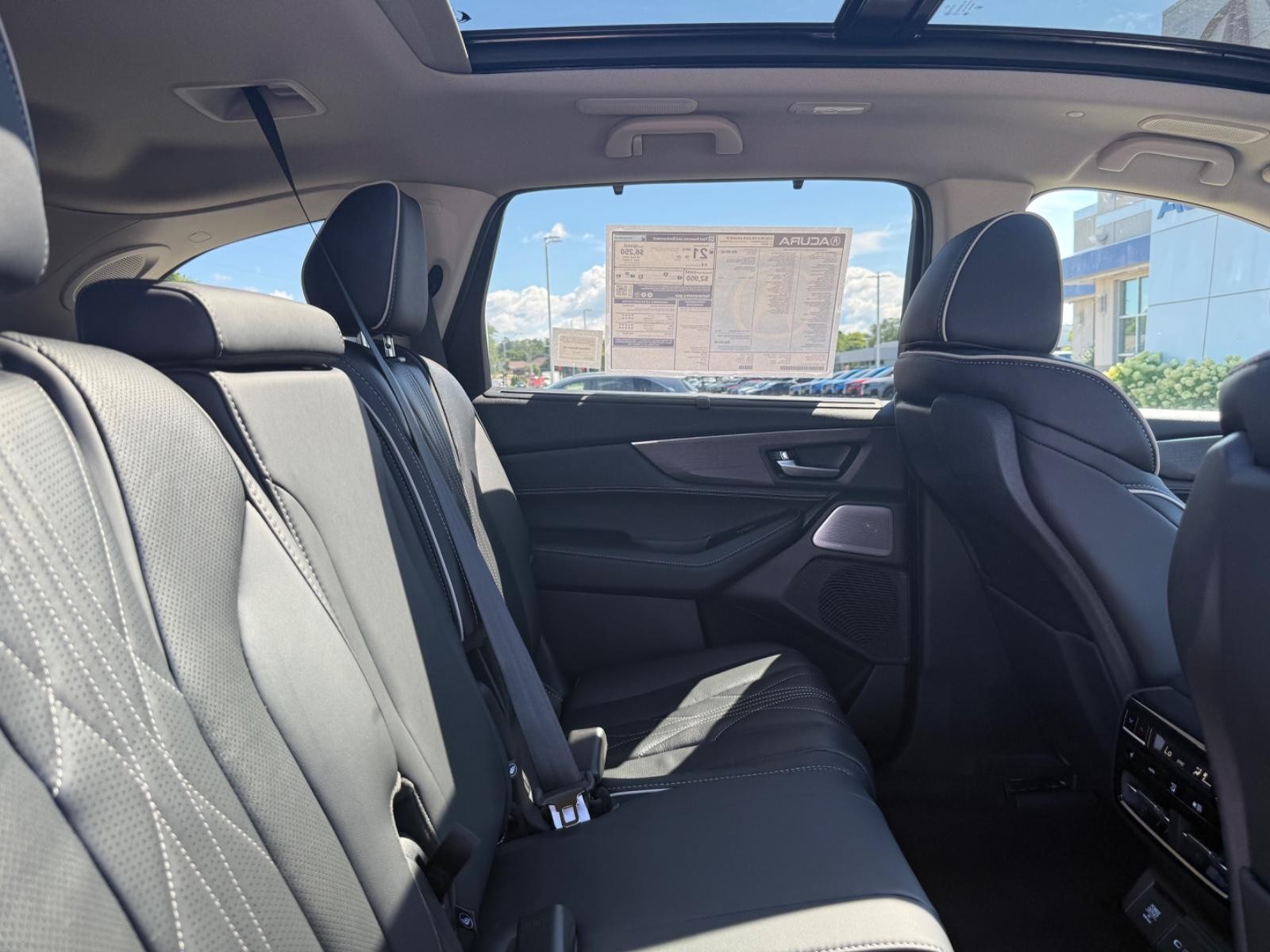 Acura MDX Vehicle Image 05