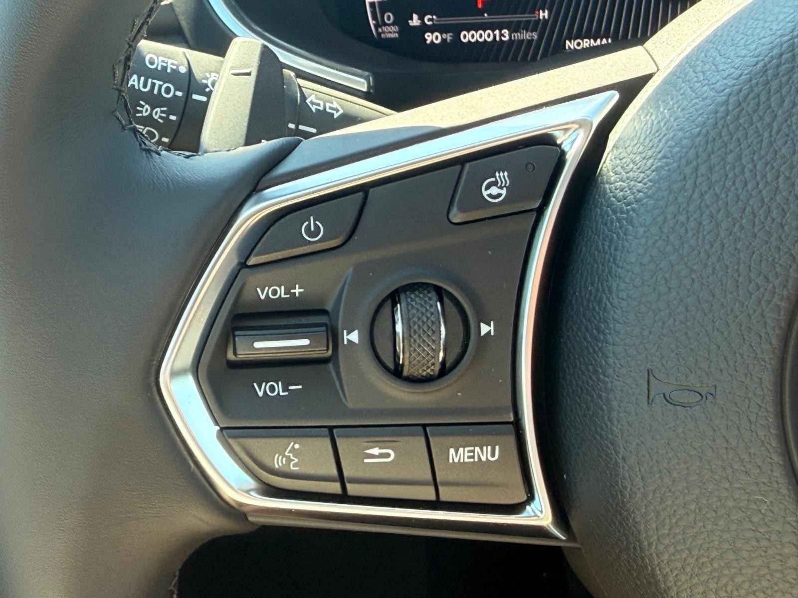 Acura MDX Vehicle Image 10