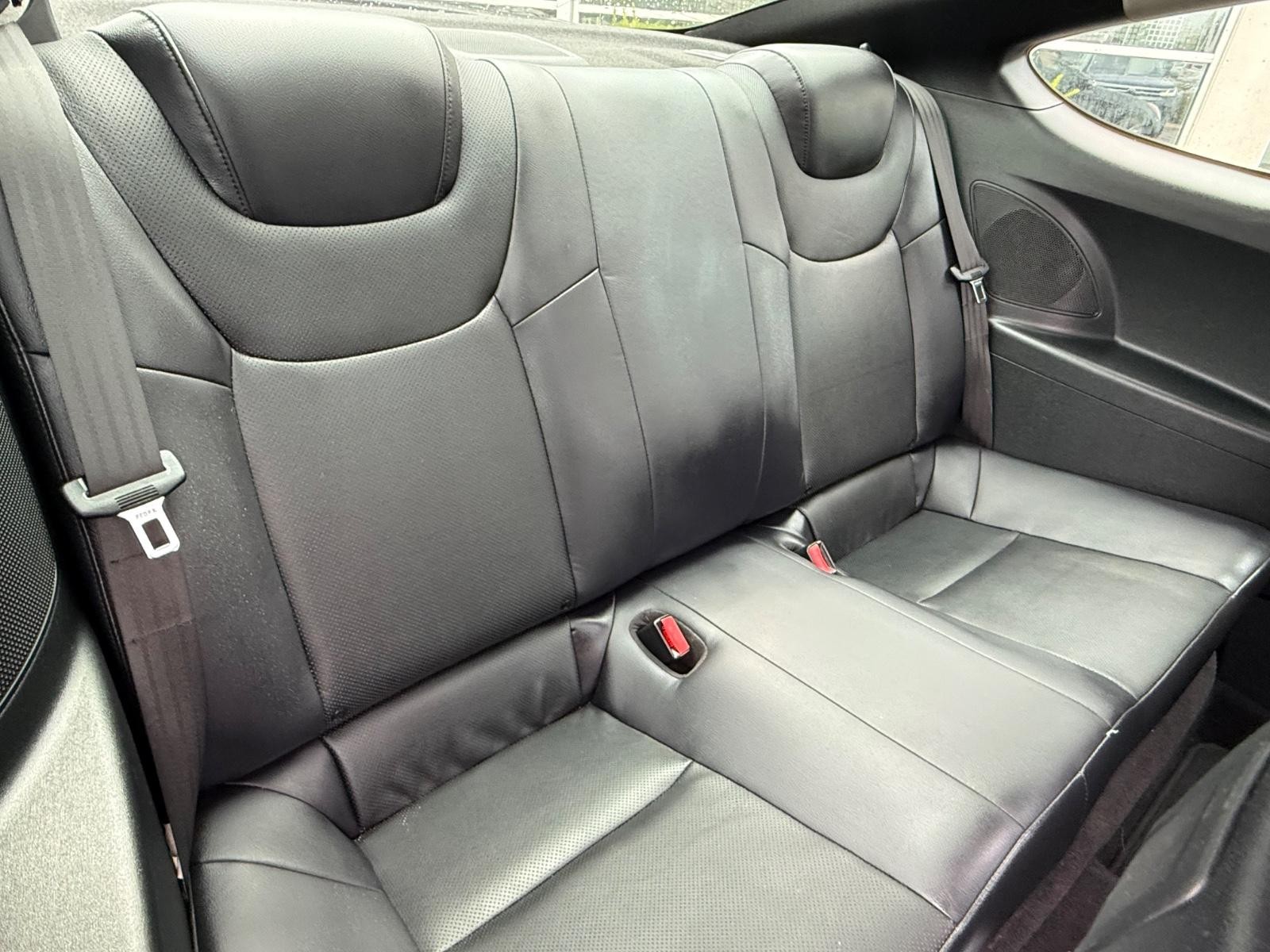 Hyundai Genesis Coupe Vehicle Image 10