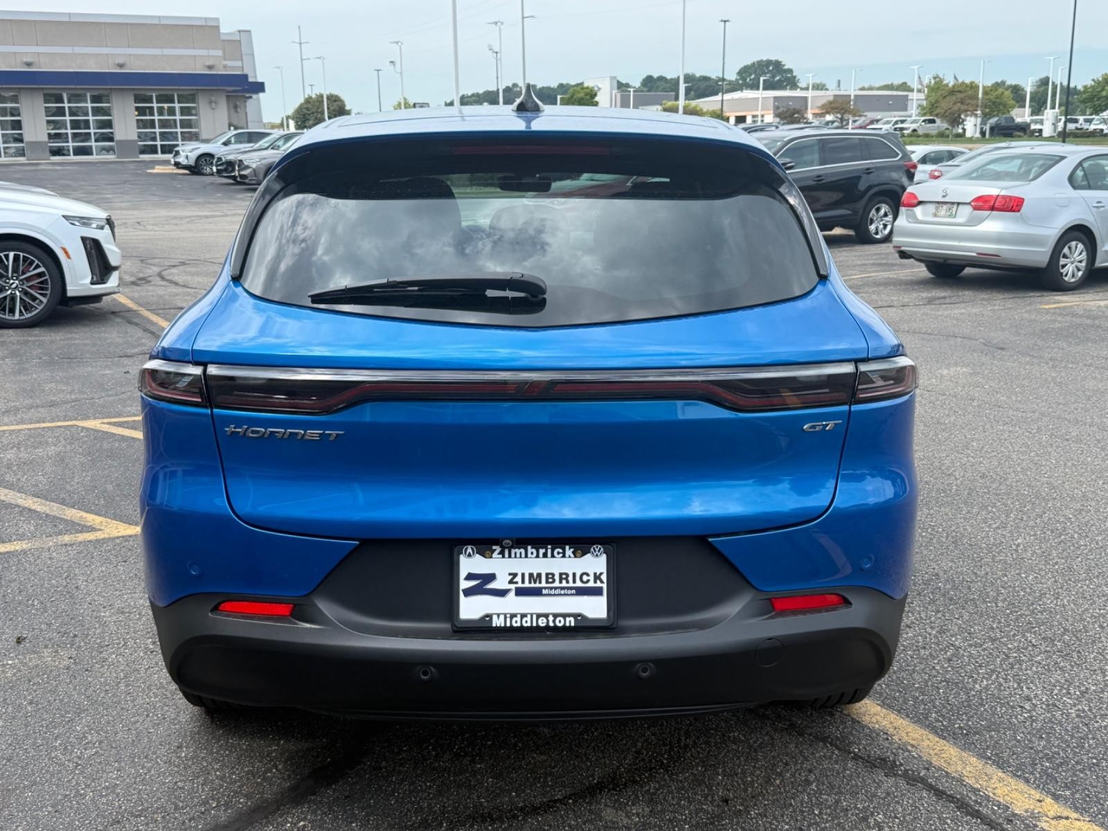 Dodge Hornet Vehicle Full-screen Gallery Image 04