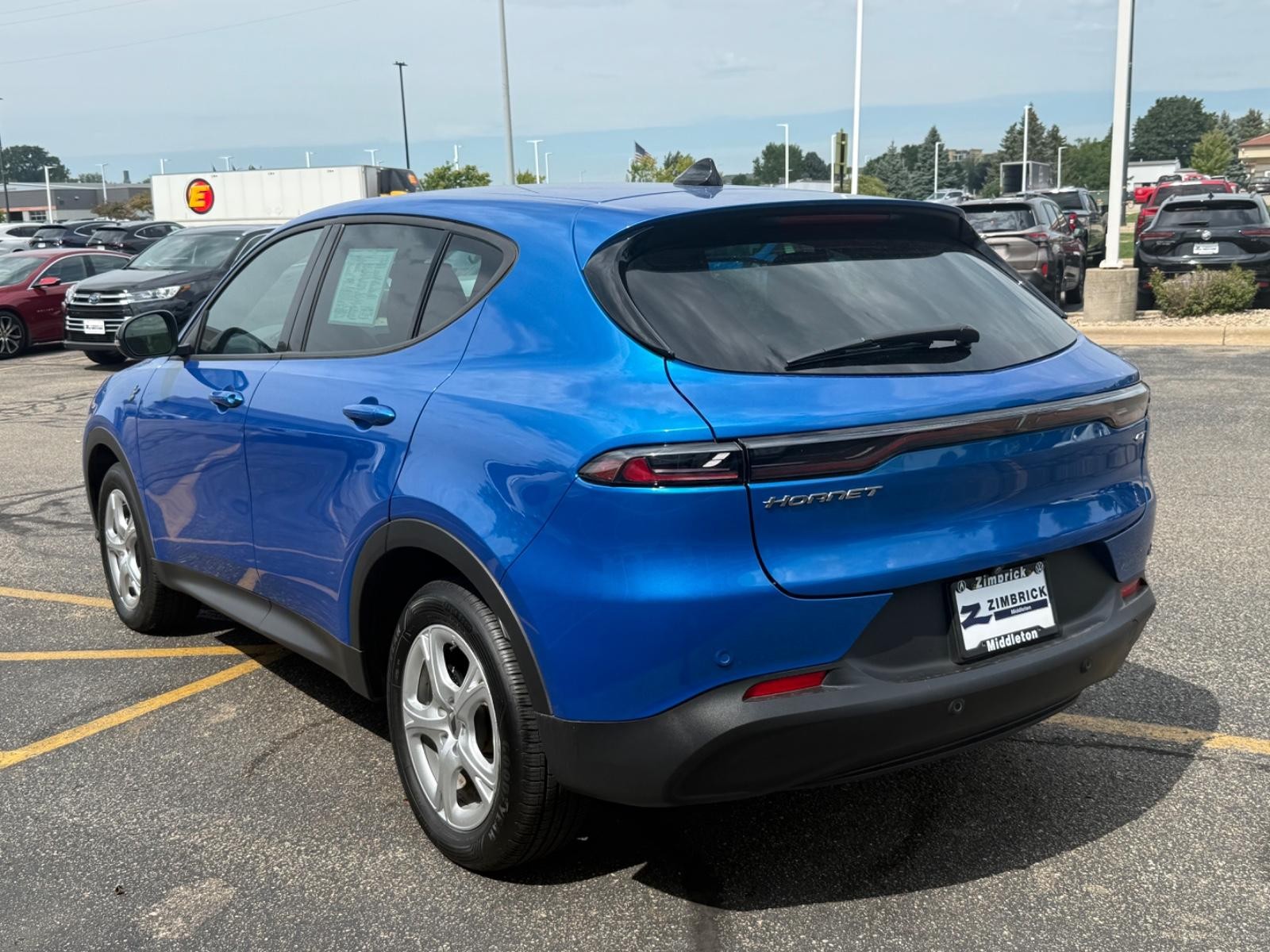 Dodge Hornet Vehicle Full-screen Gallery Image 06