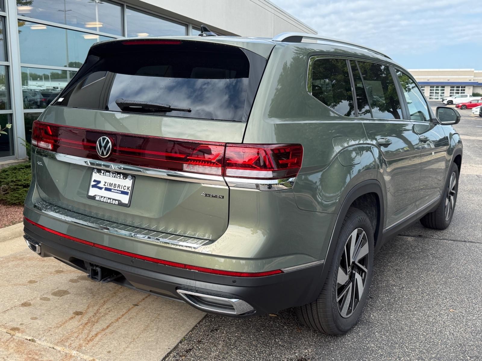 Volkswagen Atlas Vehicle Image 03