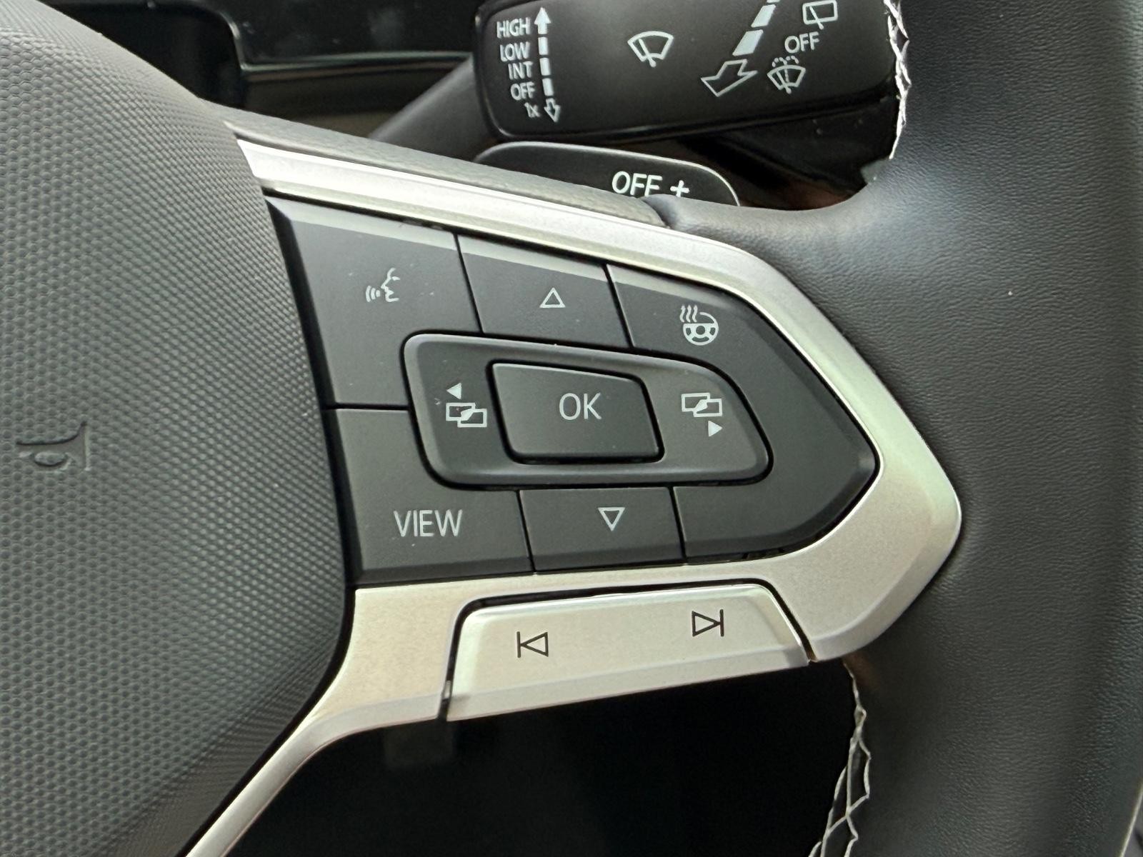 Volkswagen Atlas Vehicle Image 12