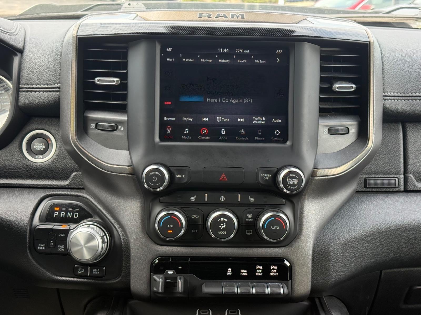 Ram 1500 Vehicle Image 12