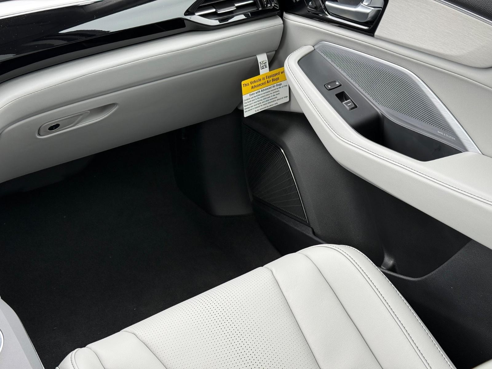Acura MDX Vehicle Image 09