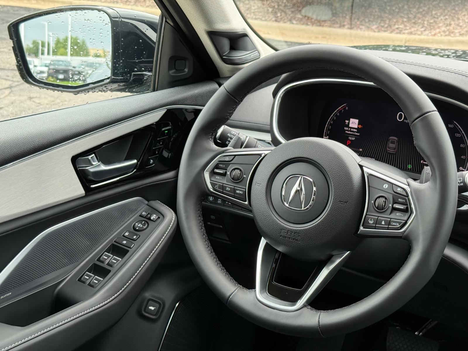 Acura MDX Vehicle Image 08