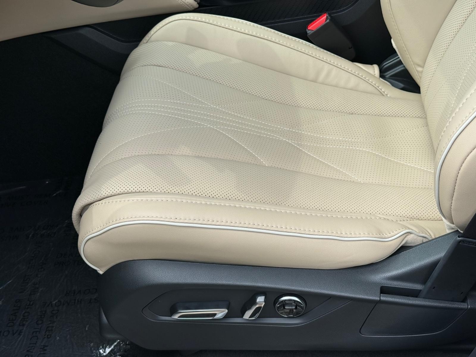 Acura MDX Vehicle Image 17