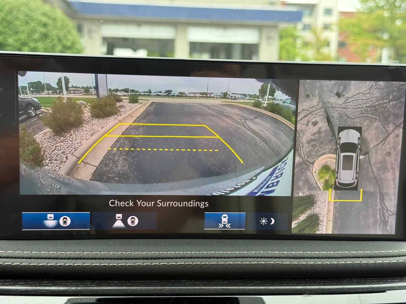 Acura MDX Vehicle Image 13