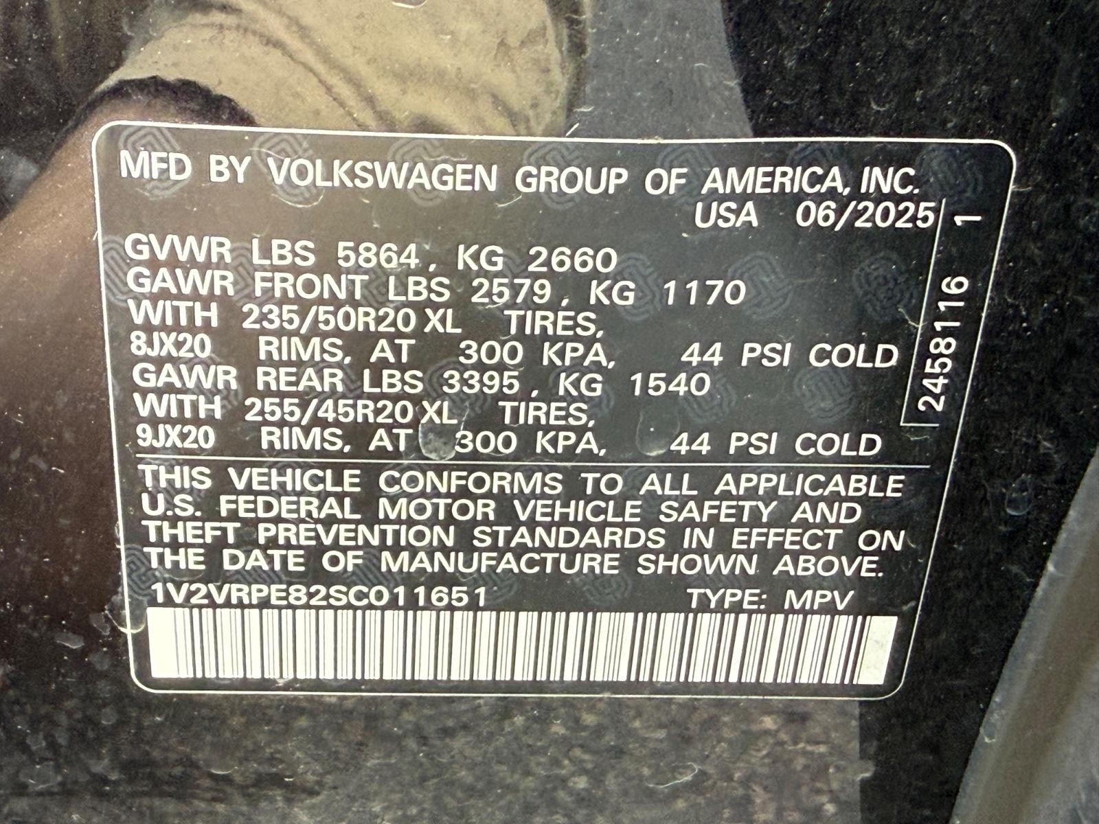 Volkswagen ID.4 Vehicle Image 23