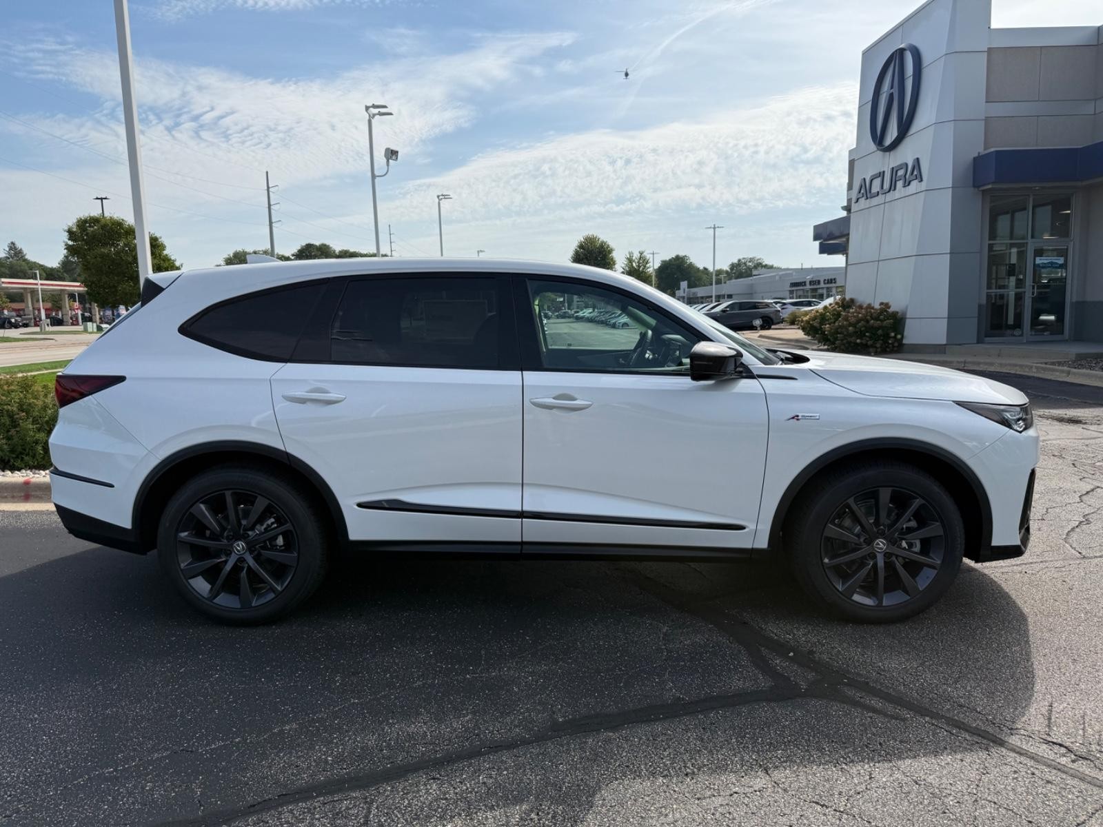 Acura MDX Vehicle Image 02