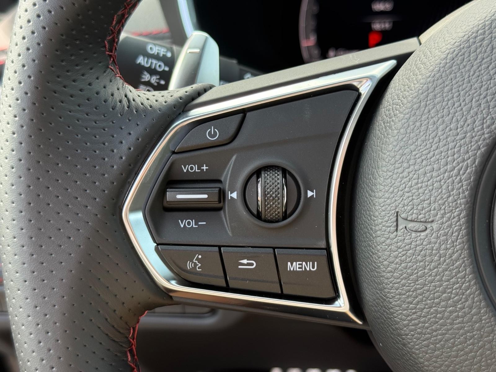 Acura MDX Vehicle Image 11