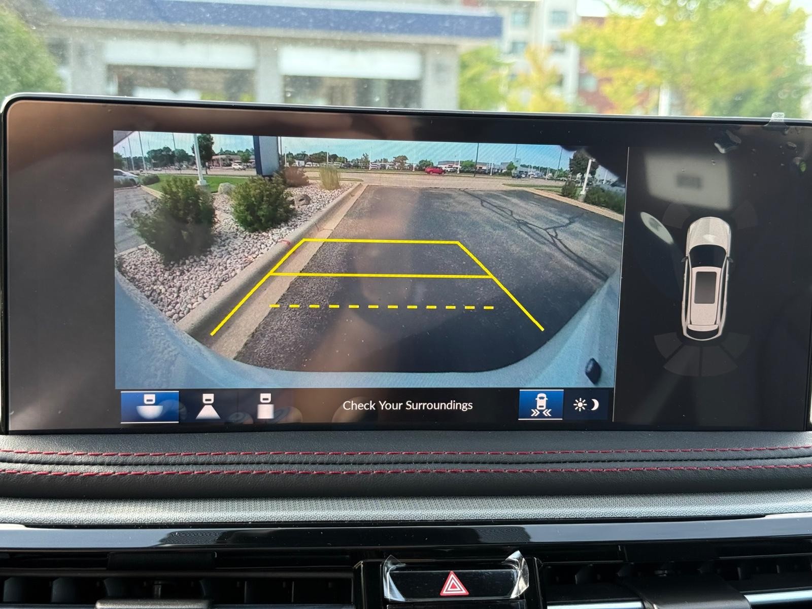 Acura MDX Vehicle Image 14
