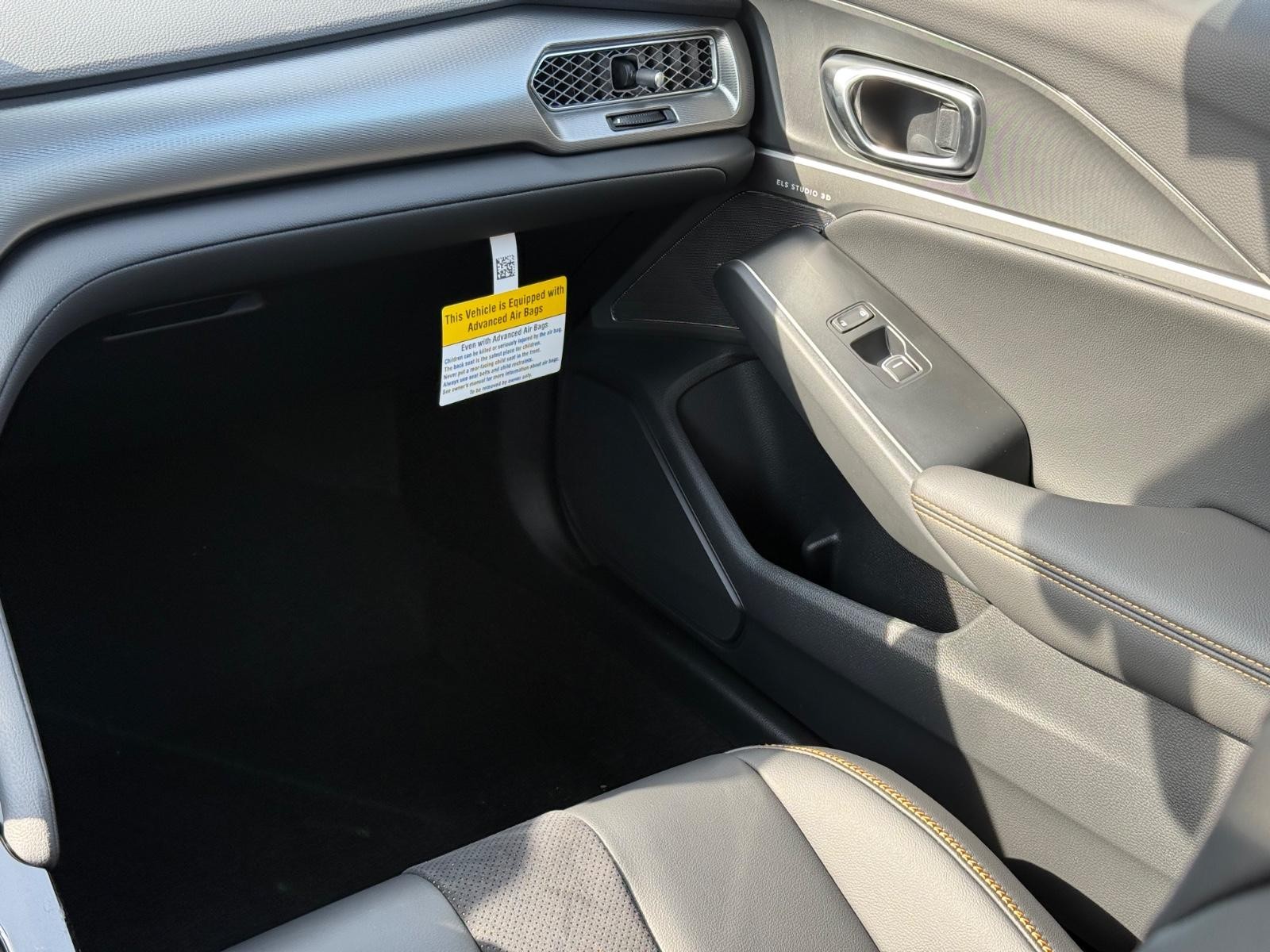 Acura Integra Vehicle Image 10