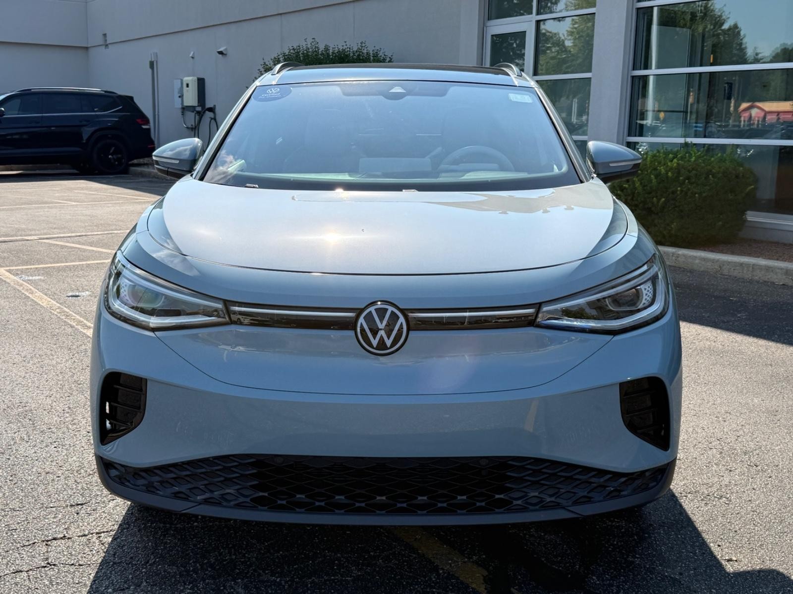 Volkswagen ID.4 Vehicle Image 08