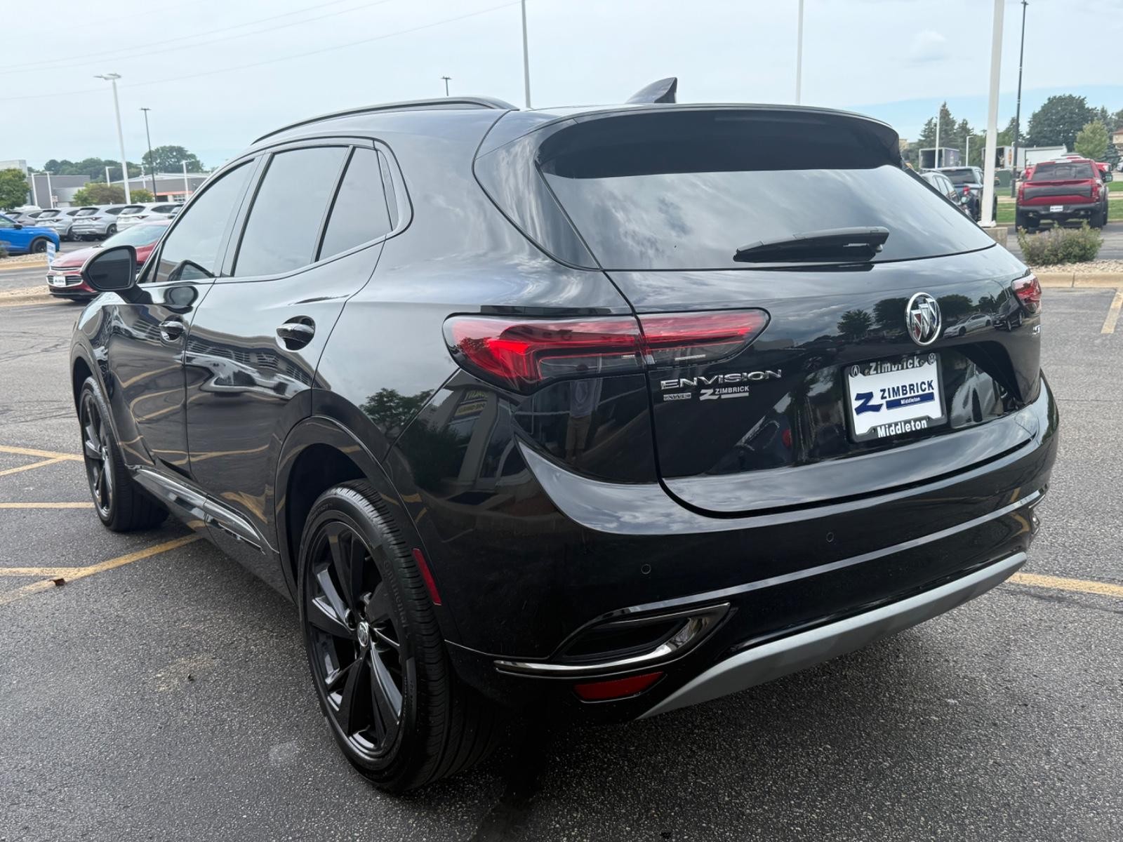 Buick Envision Vehicle Full-screen Gallery Image 06