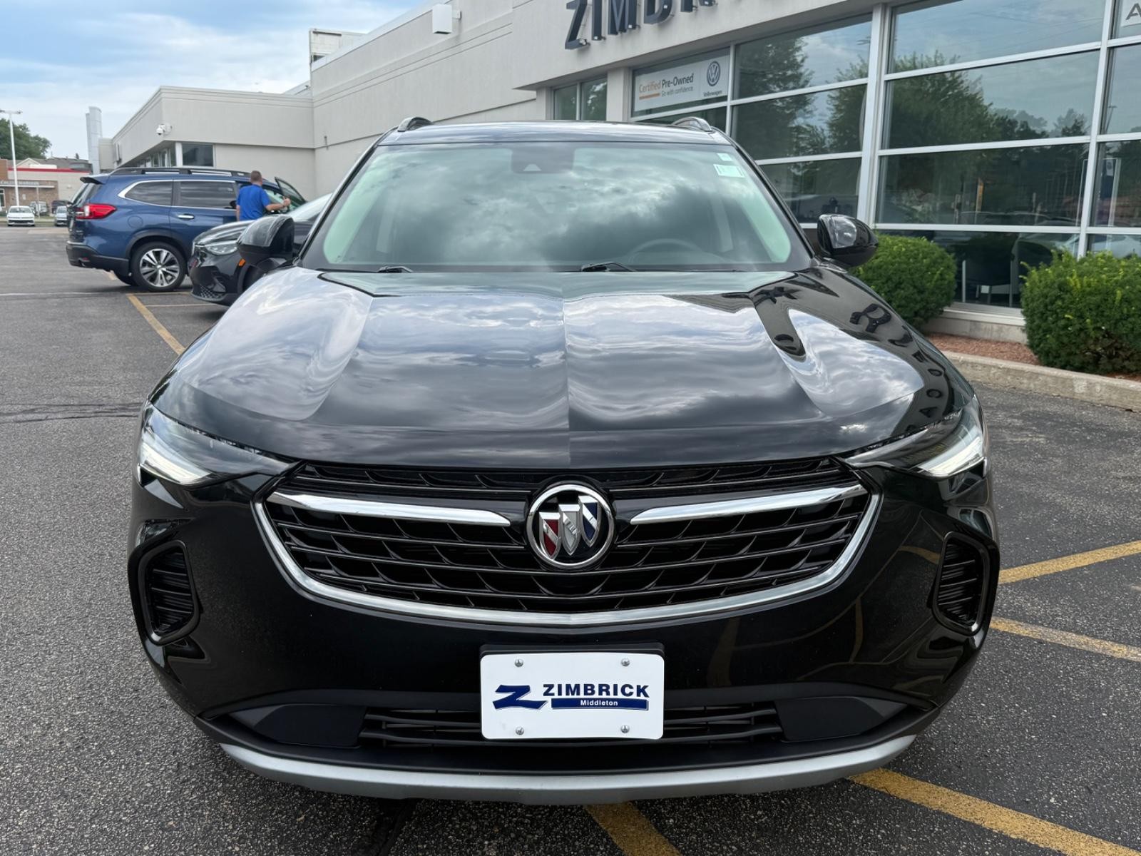 Buick Envision Vehicle Full-screen Gallery Image 09
