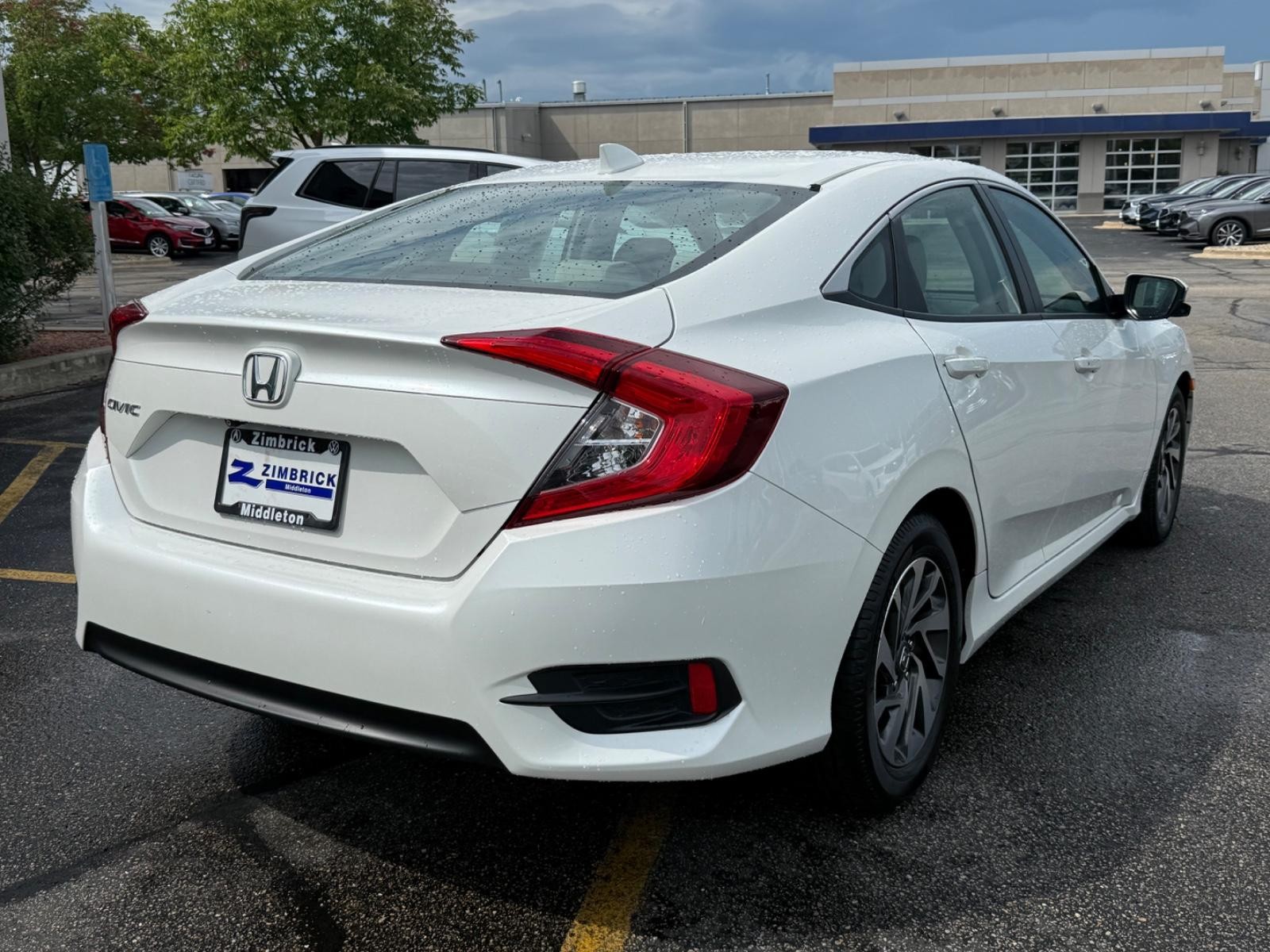 Honda Civic Sedan Vehicle Image 03