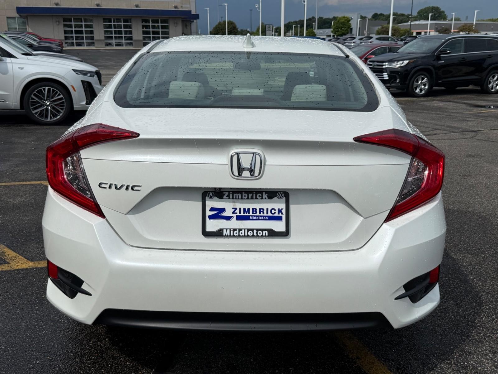 Honda Civic Sedan Vehicle Image 04