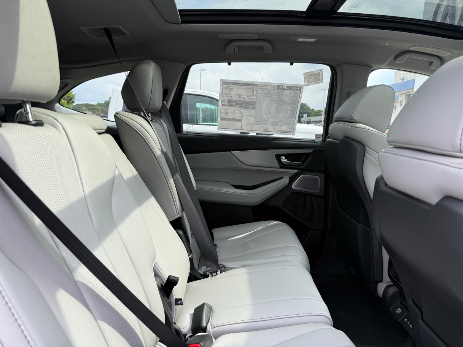 Acura MDX Vehicle Image 05