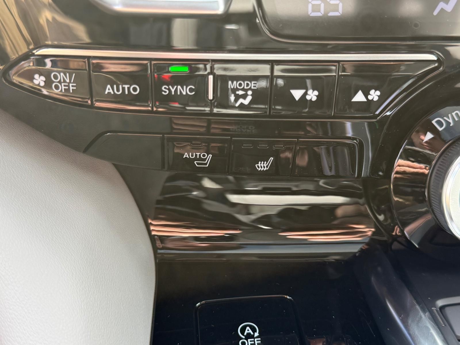 Acura MDX Vehicle Image 15