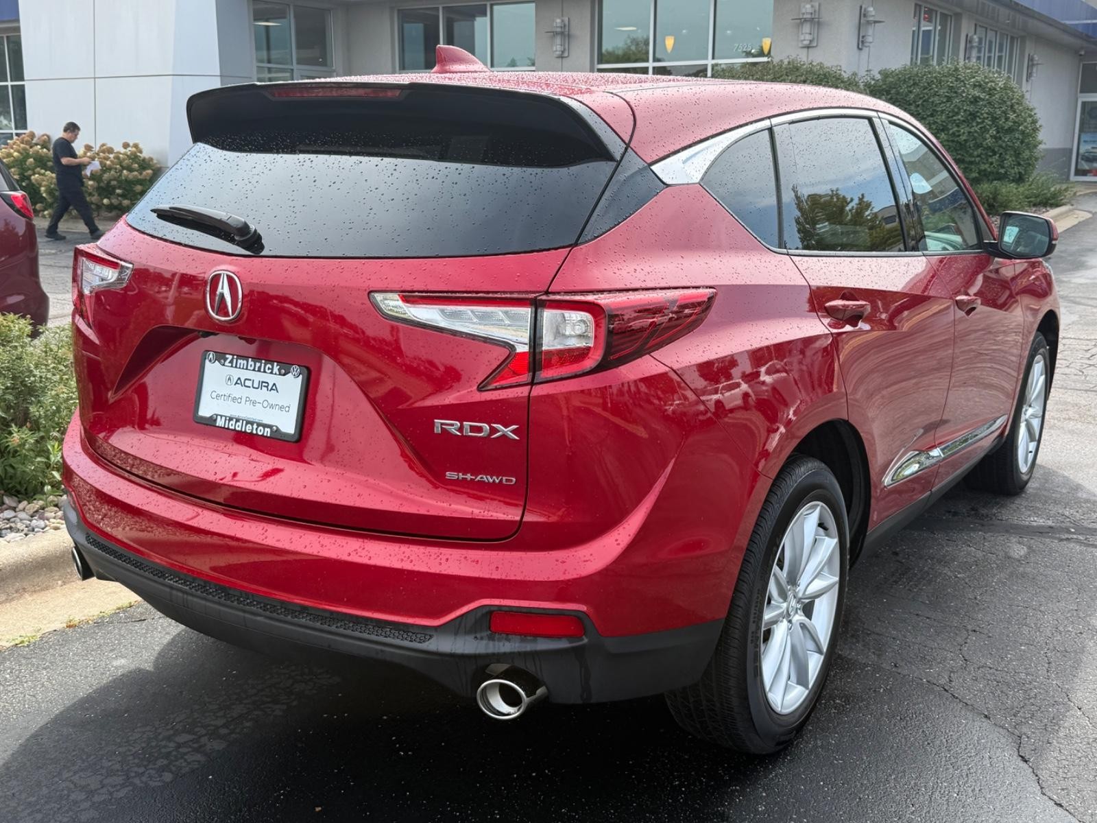 Acura RDX Vehicle Full-screen Gallery Image 03
