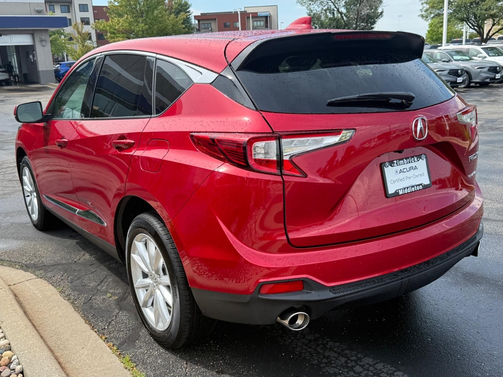 Acura RDX Vehicle Full-screen Gallery Image 06