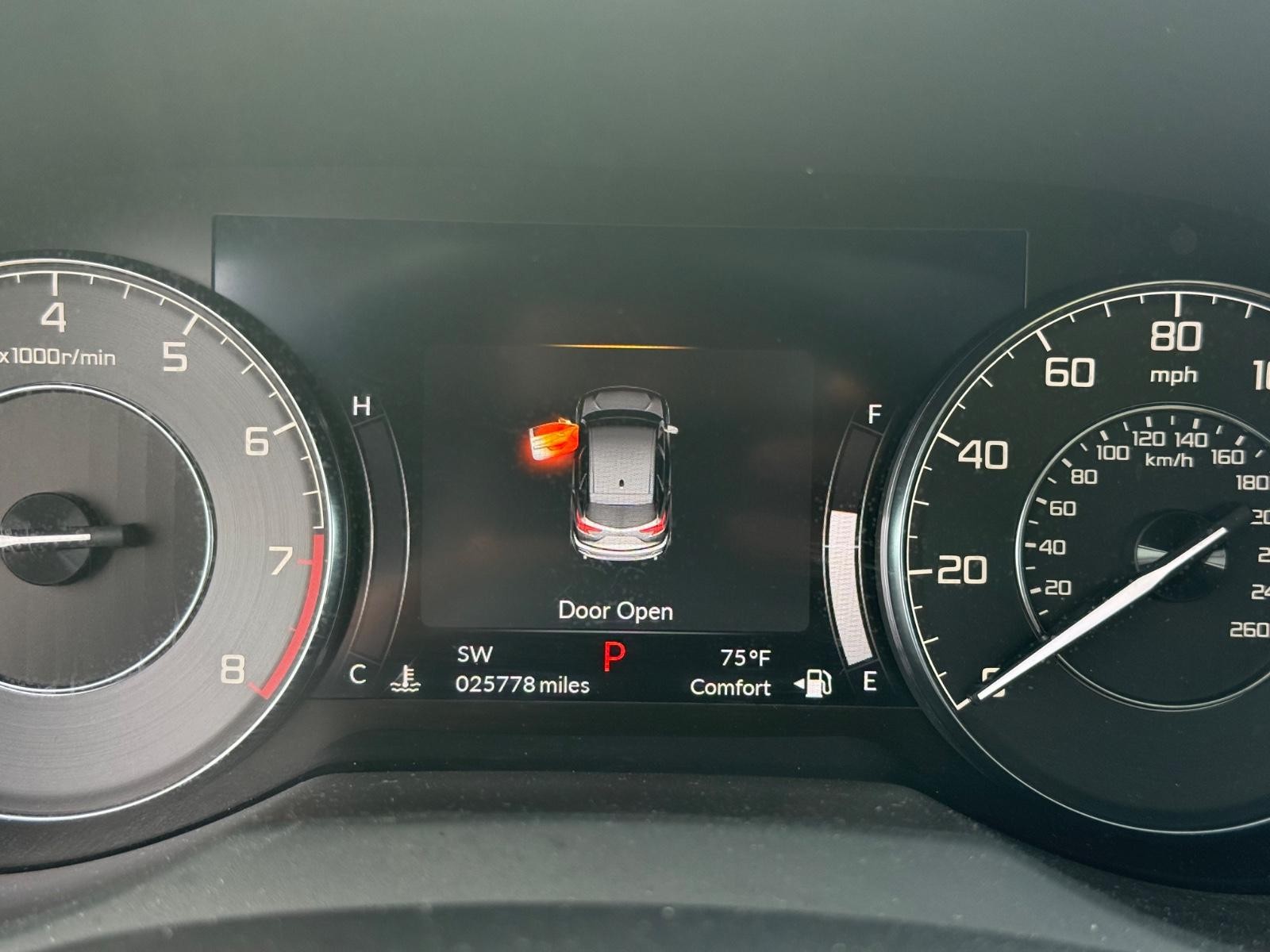 Acura RDX Vehicle Full-screen Gallery Image 18