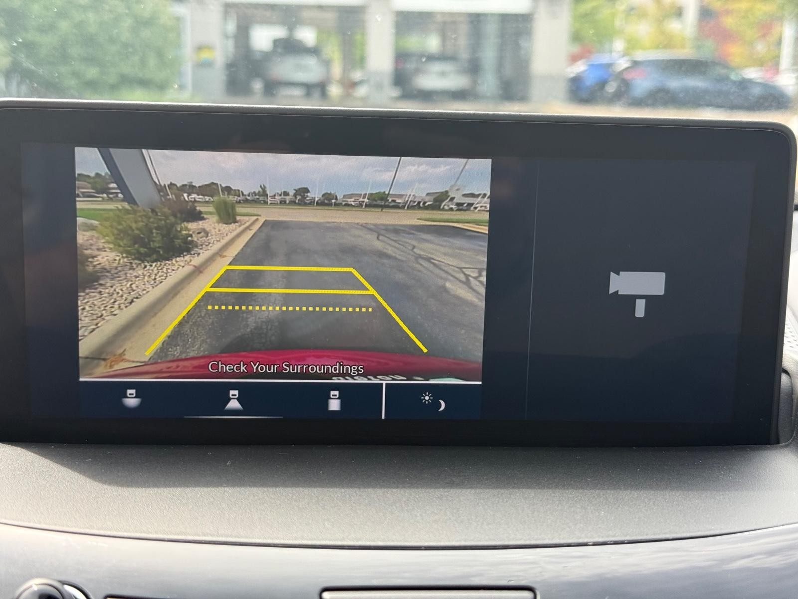 Acura RDX Vehicle Full-screen Gallery Image 19