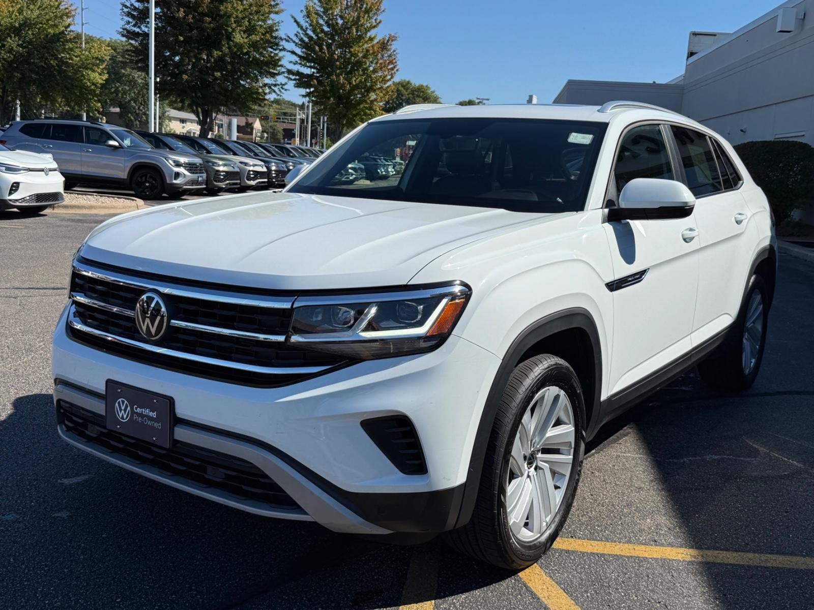 Volkswagen Atlas Cross Sport Vehicle Image 08
