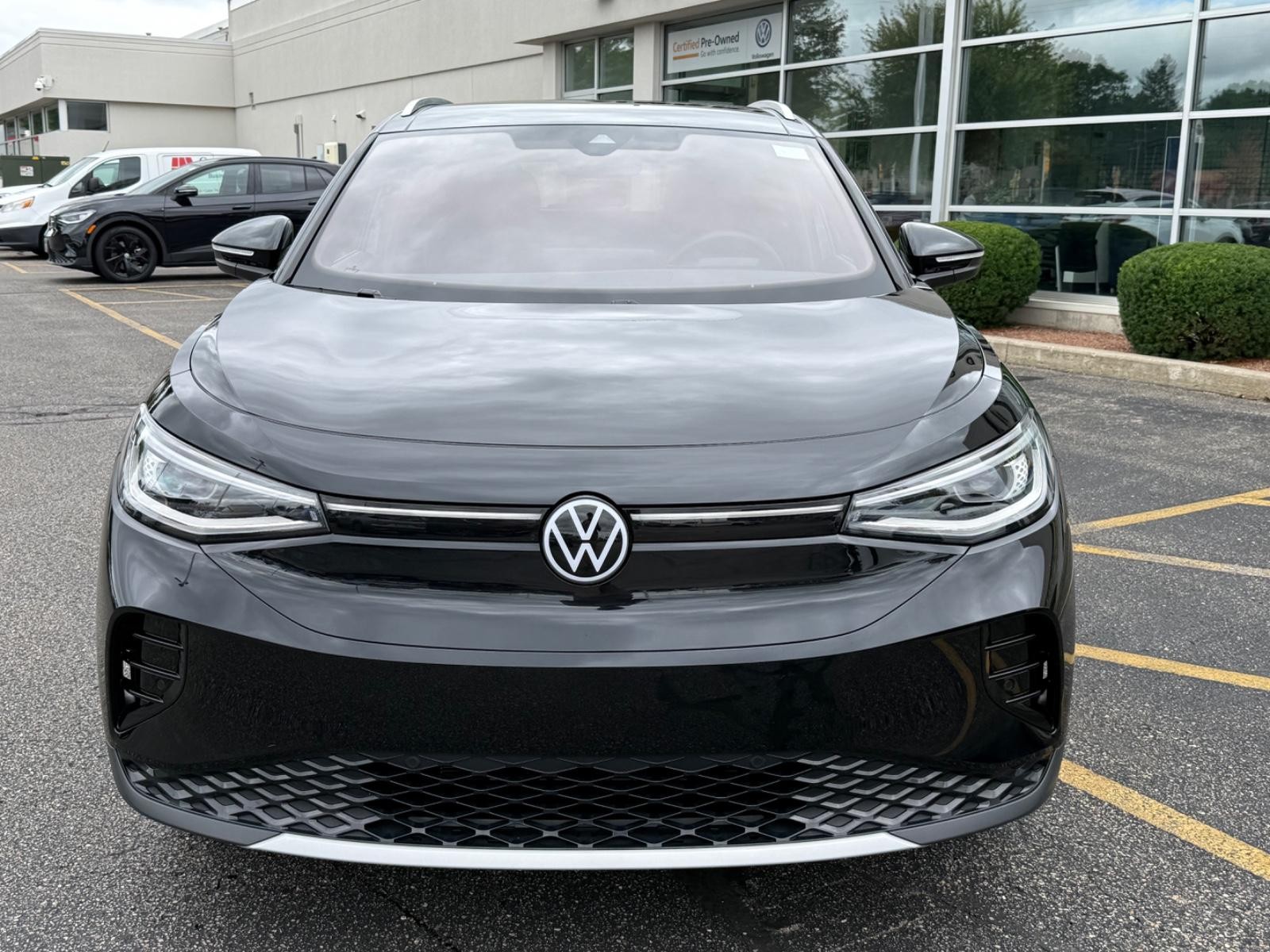 Volkswagen ID.4 Vehicle Image 07