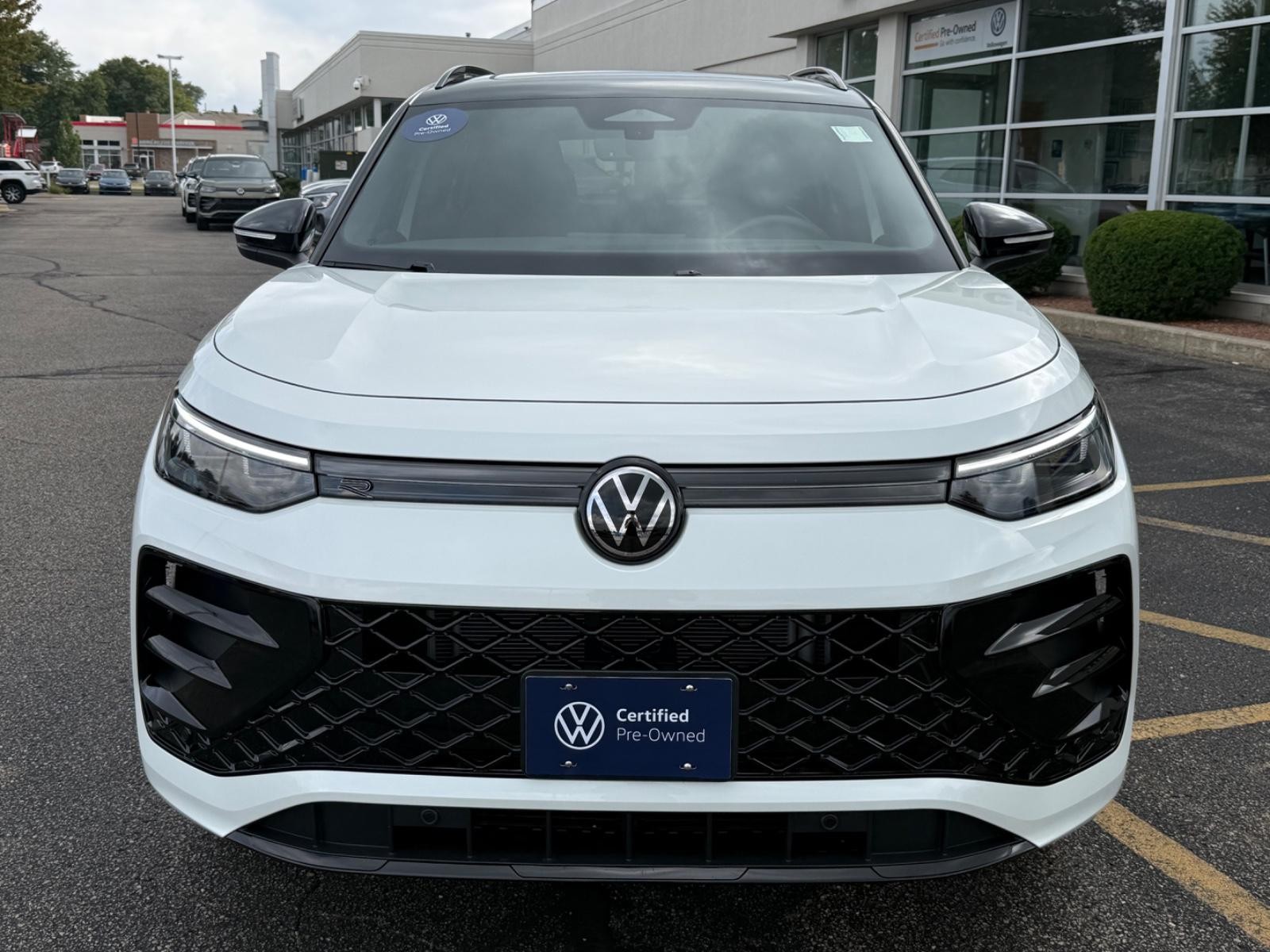 Volkswagen Tiguan Vehicle Image 09