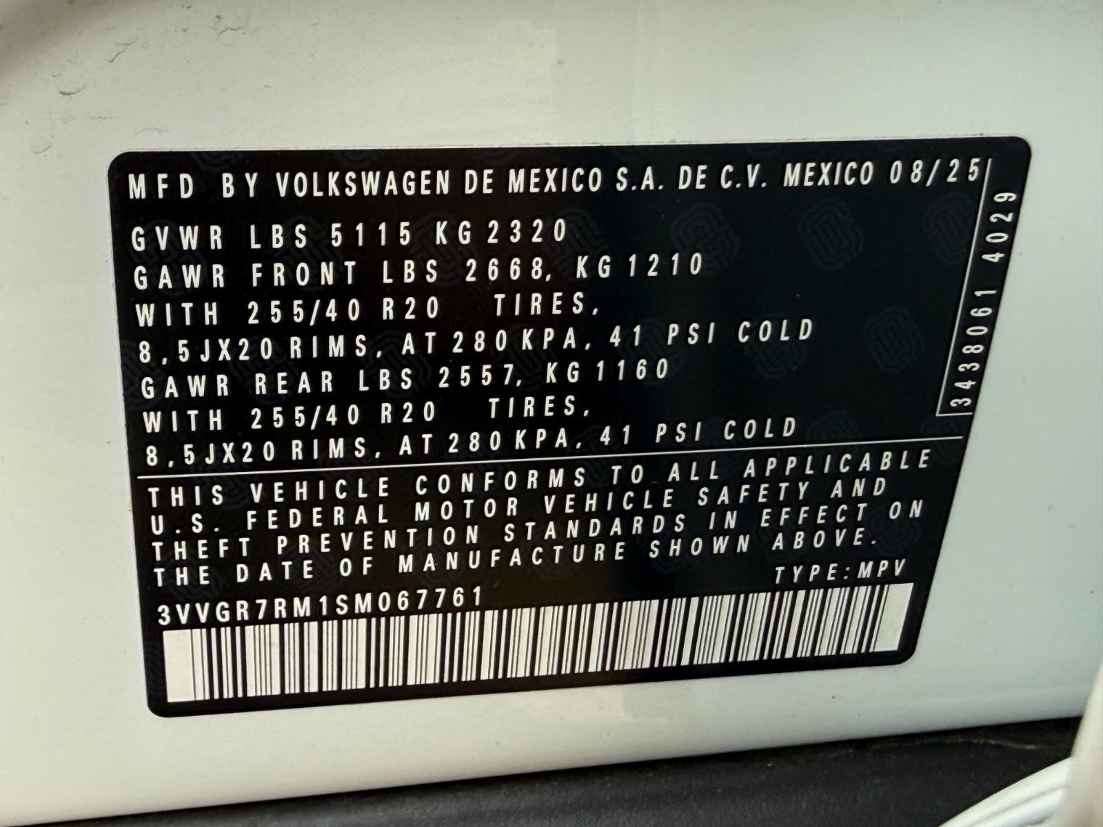 Volkswagen Tiguan Vehicle Image 22