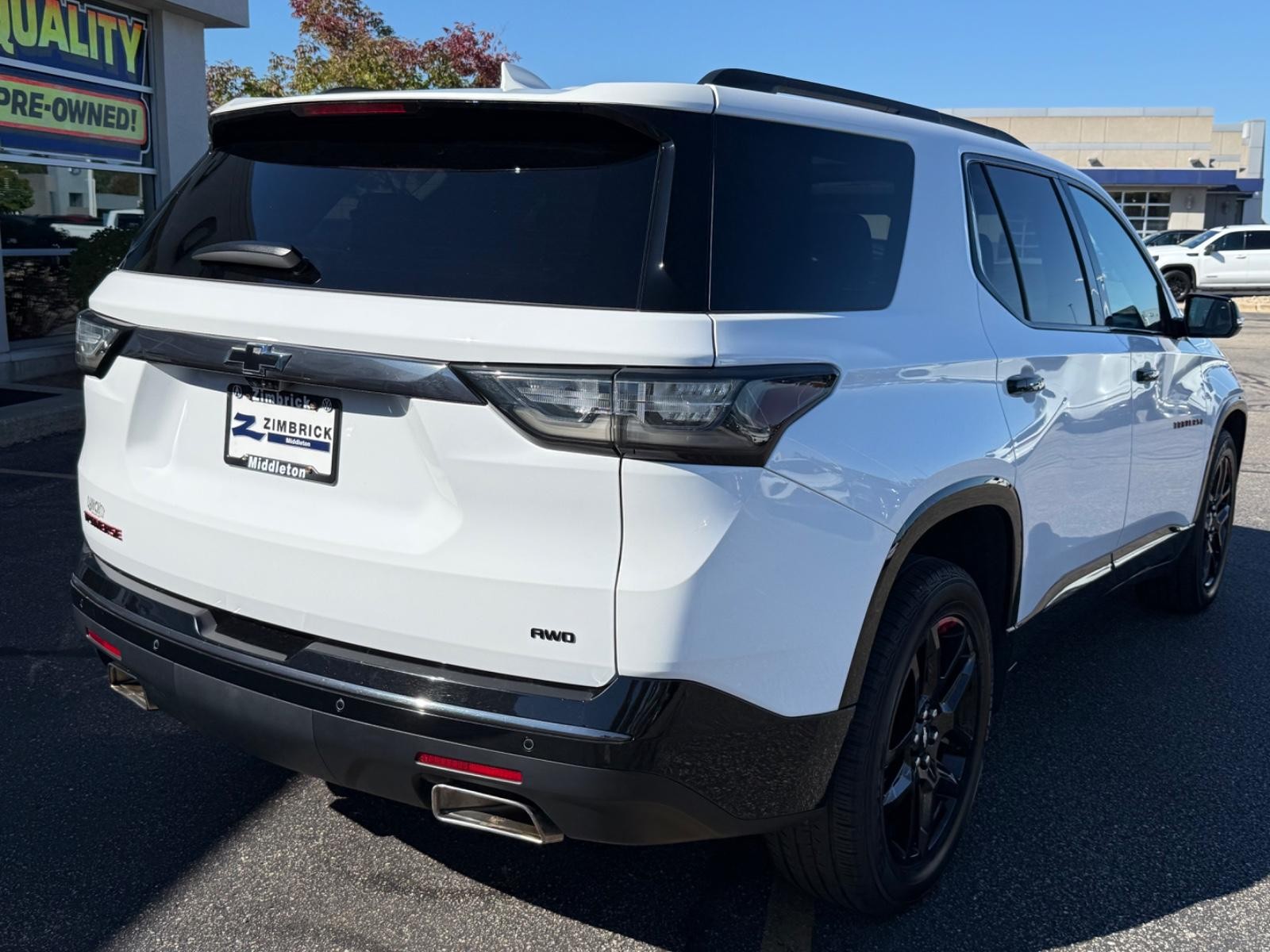 Chevrolet Traverse Vehicle Full-screen Gallery Image 03