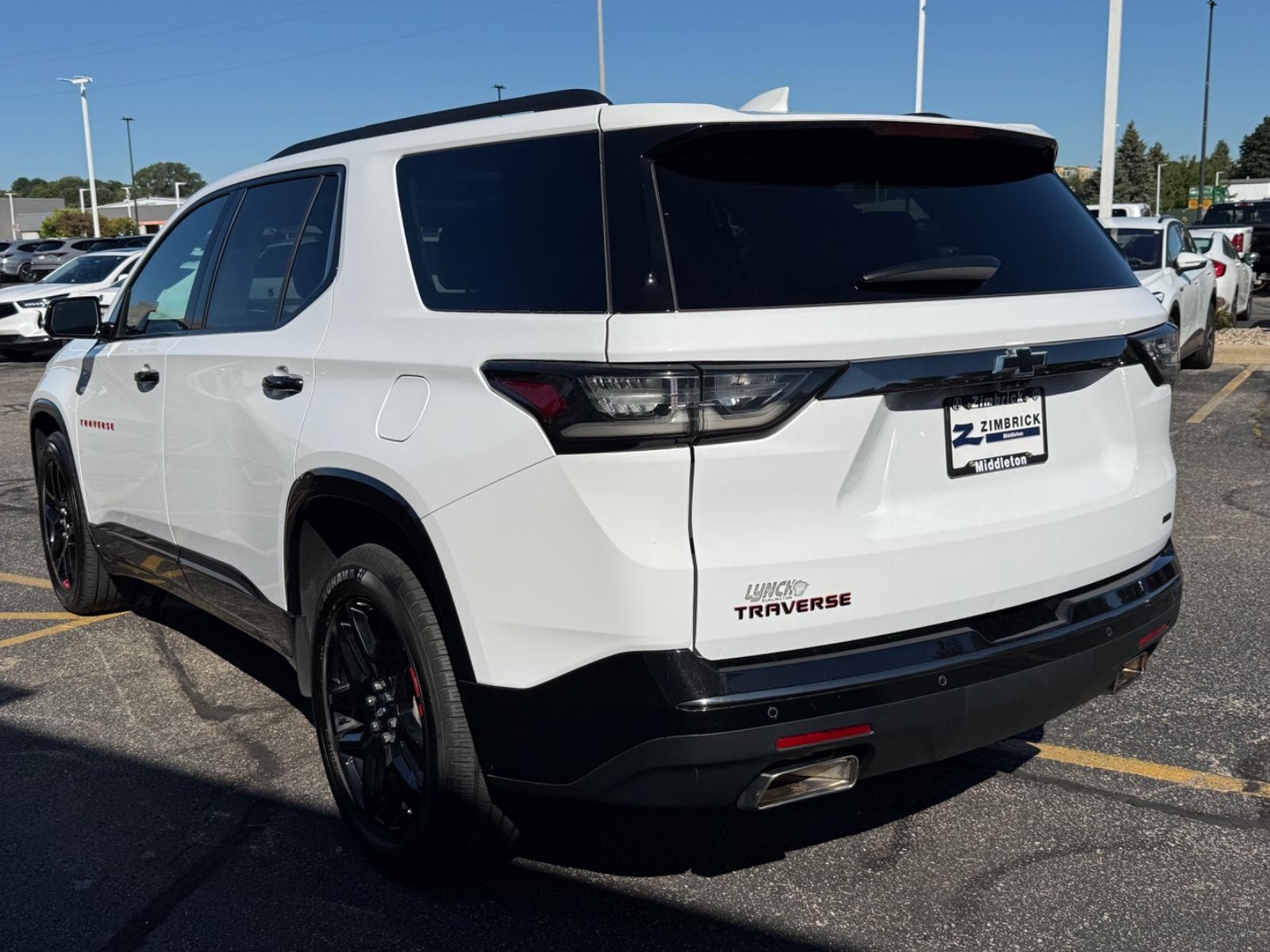 Chevrolet Traverse Vehicle Full-screen Gallery Image 06
