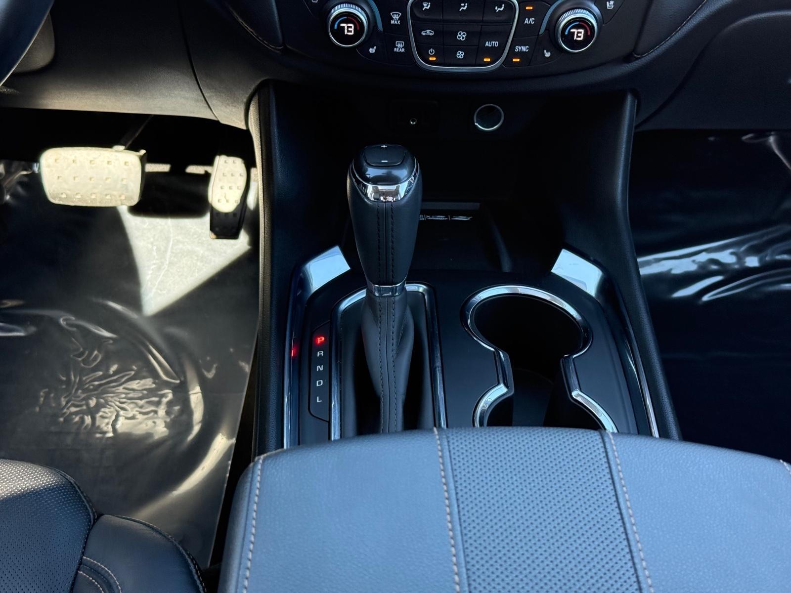 Chevrolet Traverse Vehicle Full-screen Gallery Image 14