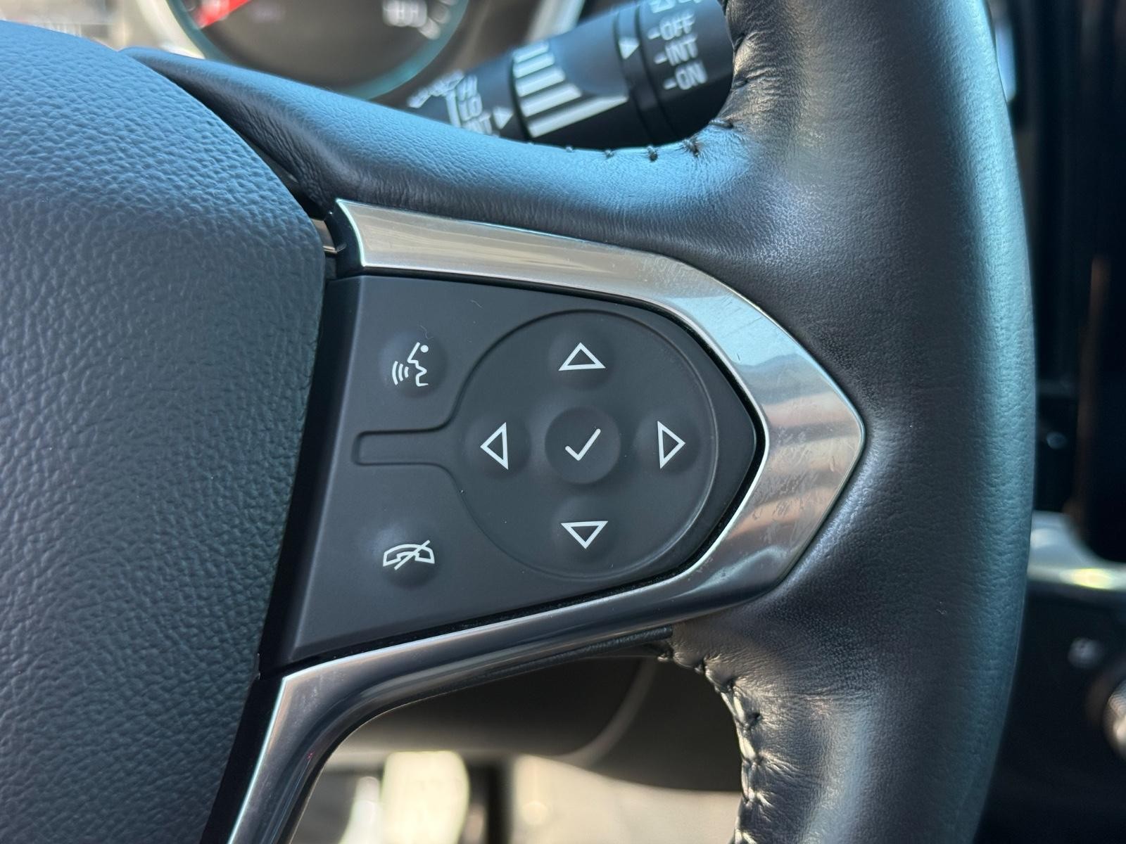 Chevrolet Traverse Vehicle Full-screen Gallery Image 20