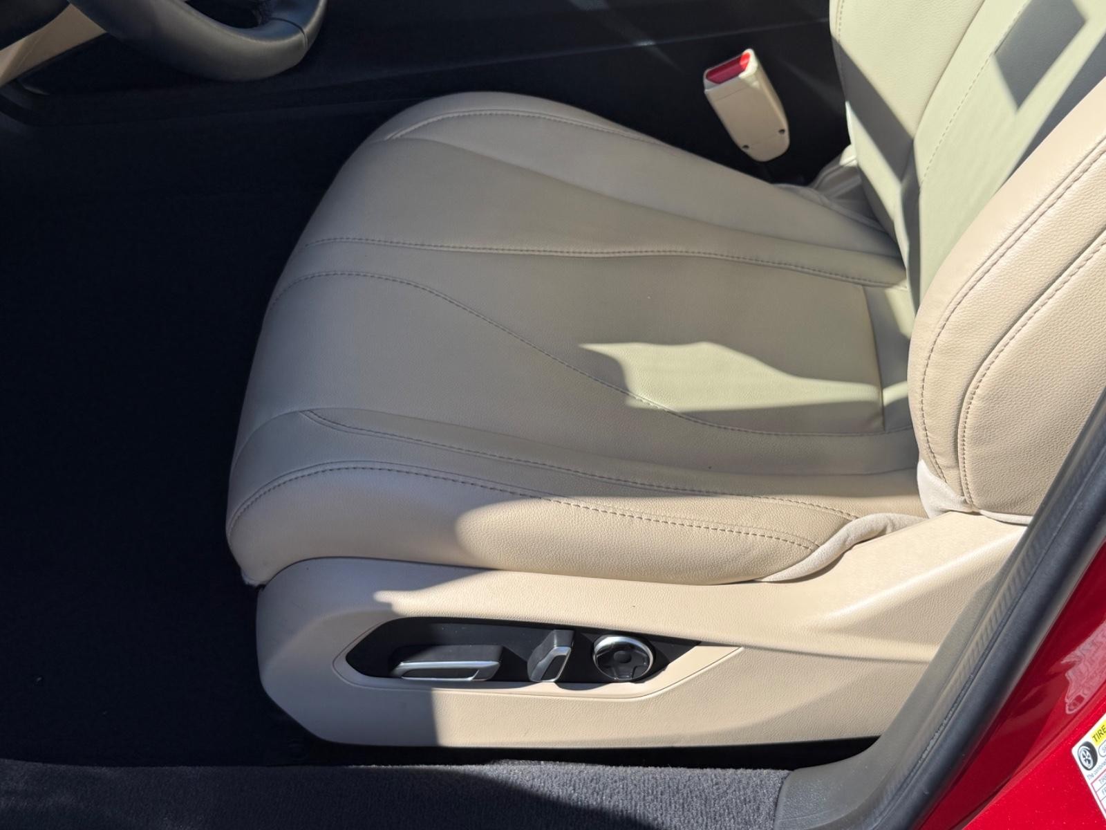 Acura TLX Vehicle Image 24