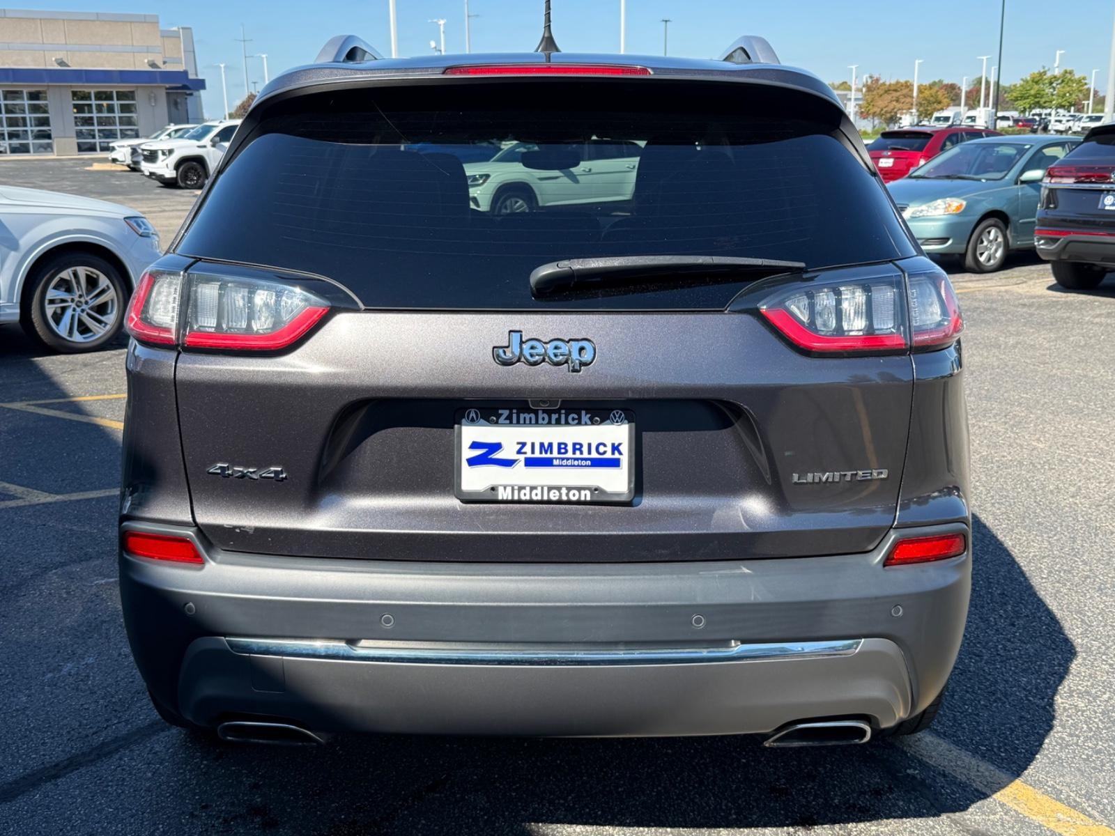 Jeep Cherokee Vehicle Image 04